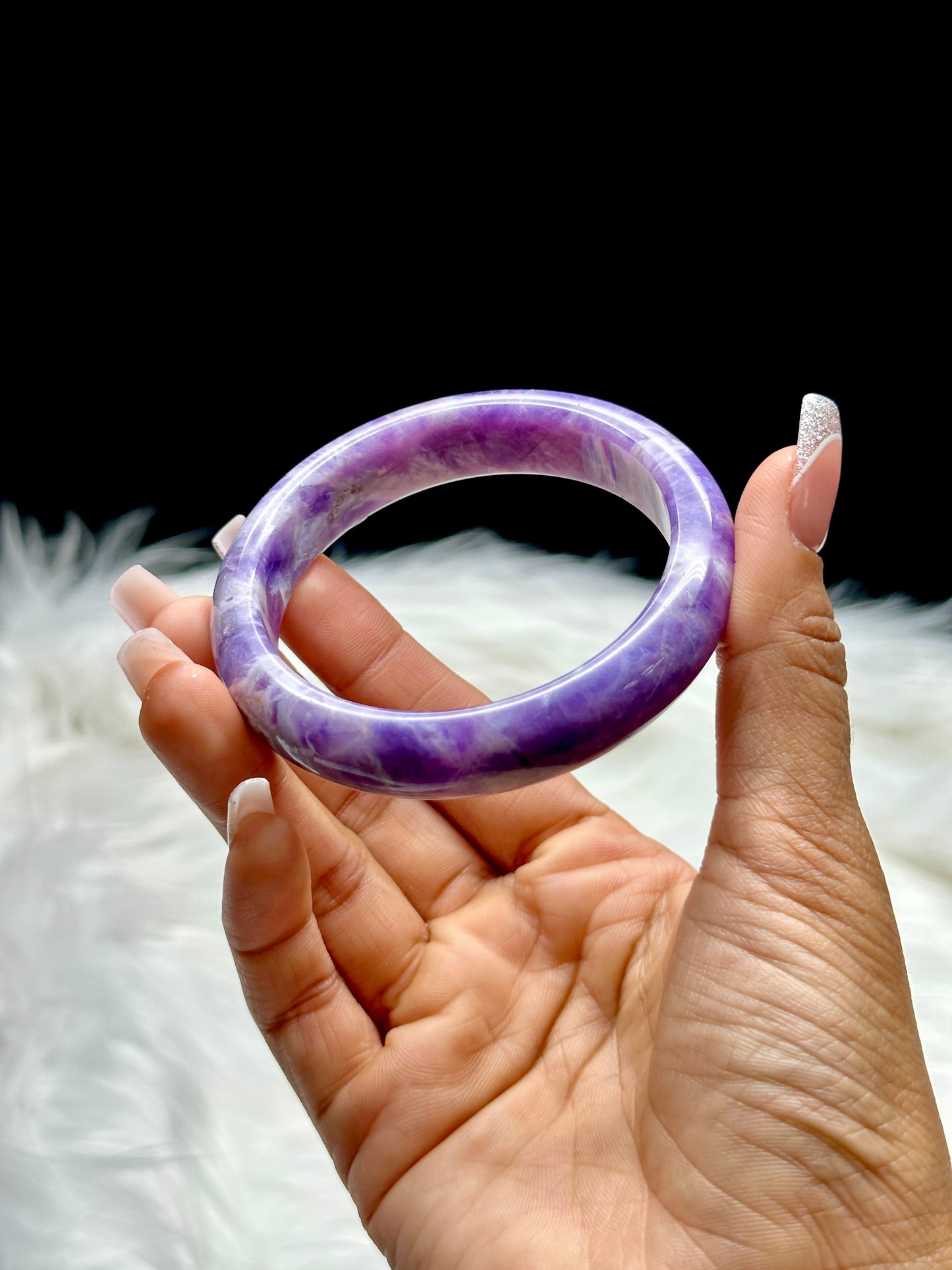 Natural Amethyst Agate Crystal Bangle – Unique, Polished Gemstone Bracelet for Healing & Style