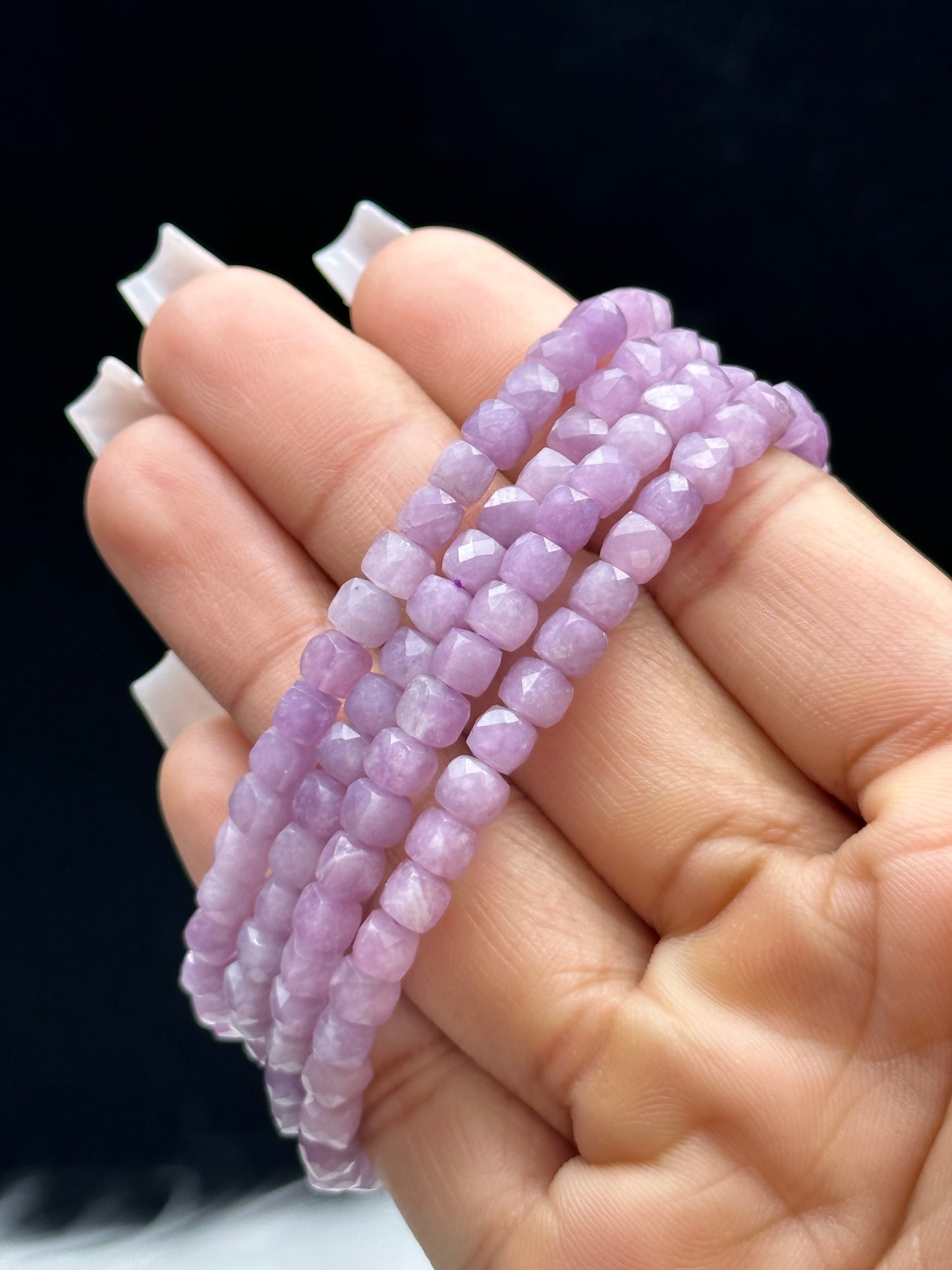 Faceted Kunzite Crystal Bracelet – 4mm High-Quality Beads, Elegant & Calming Energy