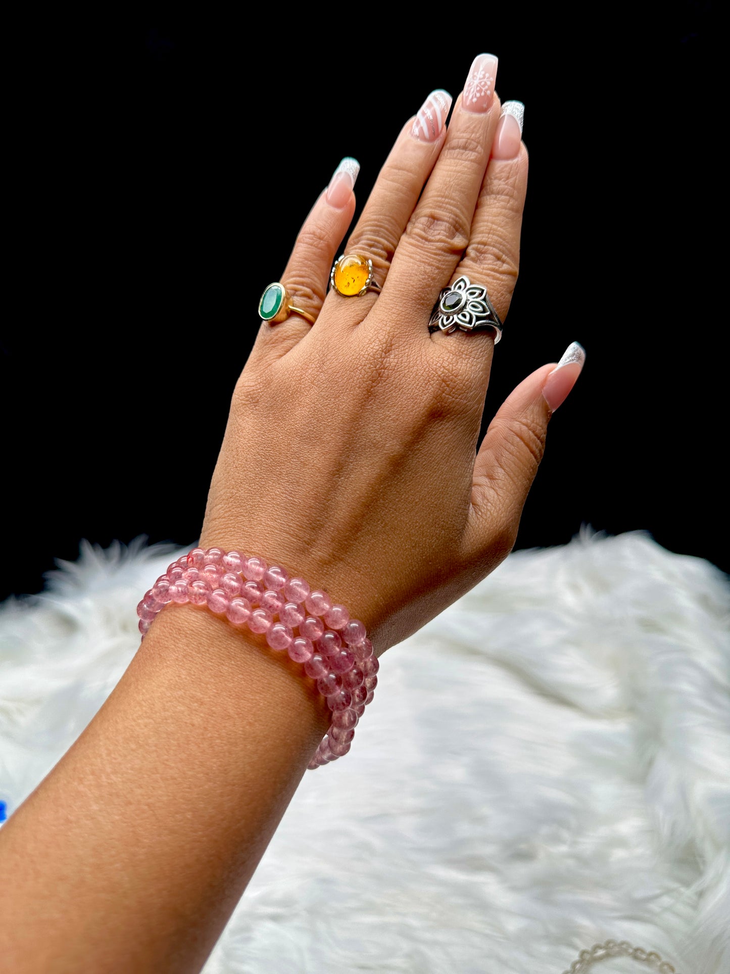 High-Quality Strawberry Quartz Round Bead Necklace / 3-Layer Bracelet – Stretchable Cord, Versatile 2-in-1 Jewelry