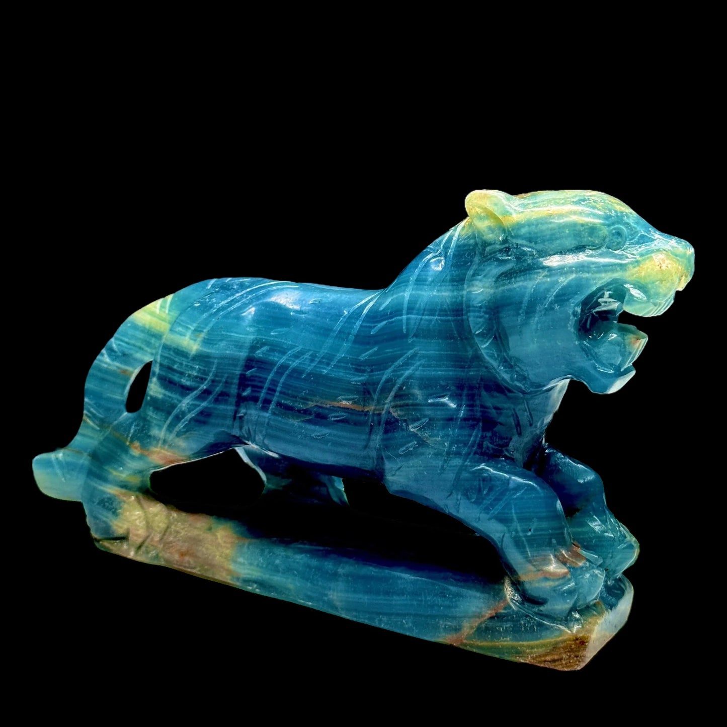 Blue Onyx Tiger Carving, Hand Carved Blue Onyx Crystal Tiger - 1kg weight