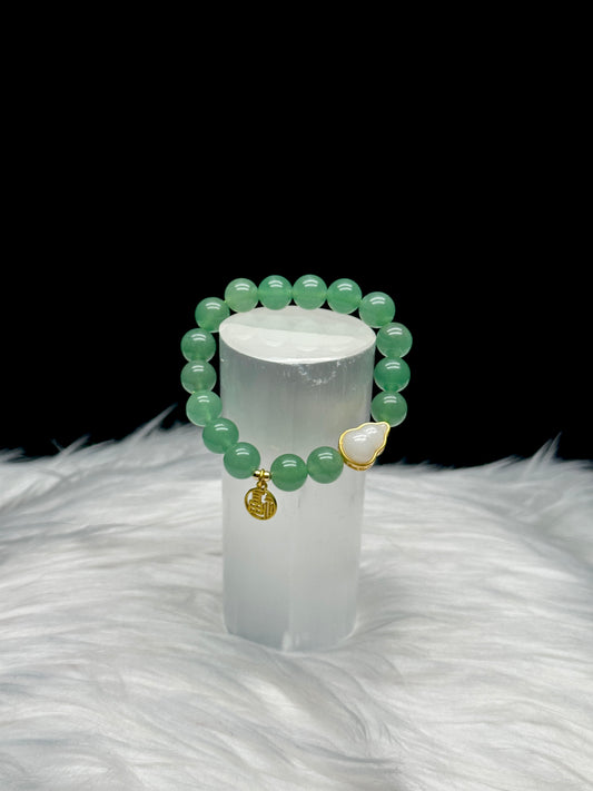 Green Aventurine Crystal Bracelet with White Jade Wulu Charm - 9mm Beads