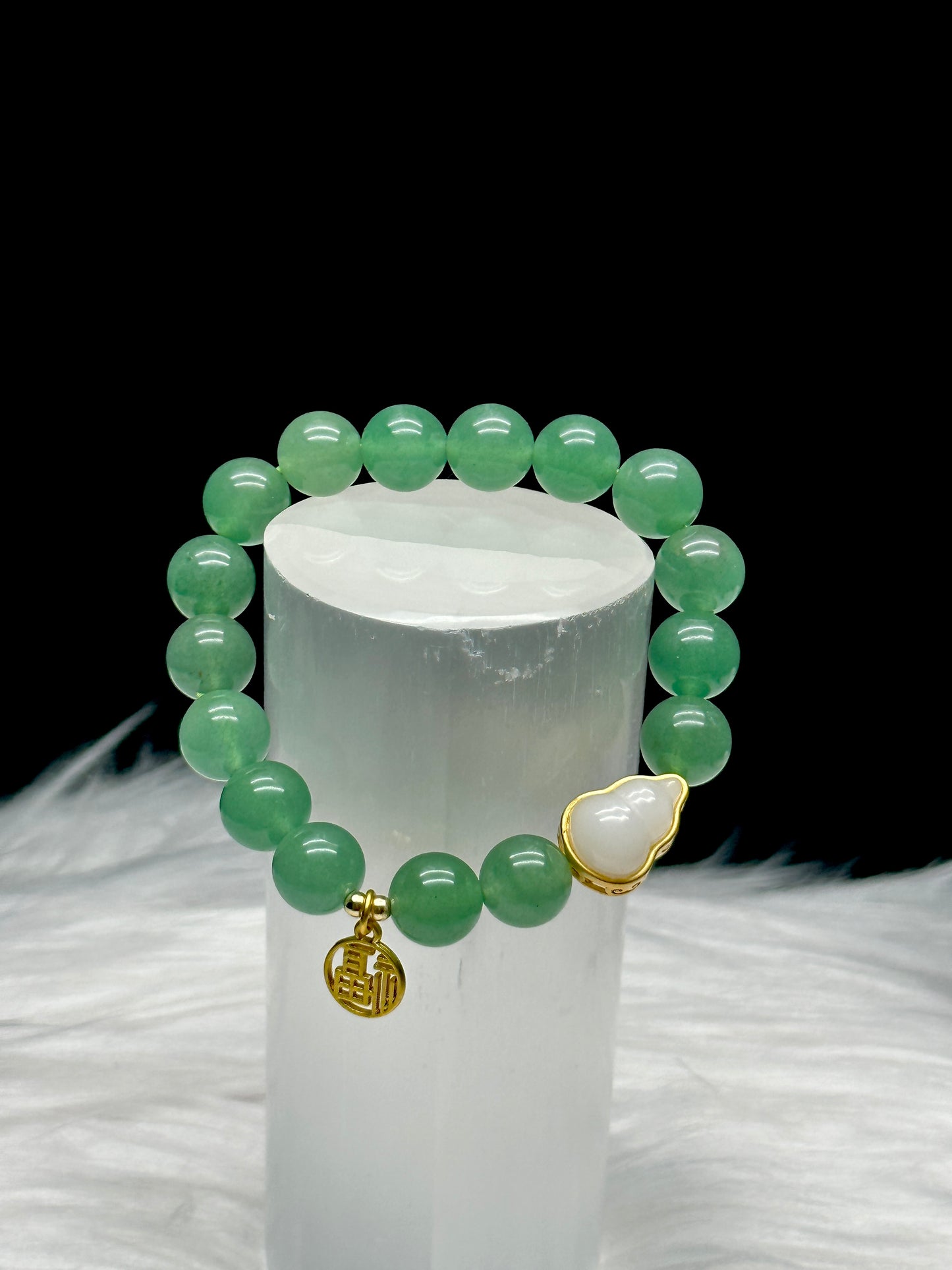 Green Aventurine Crystal Bracelet with White Jade Wulu Charm - 9mm Beads