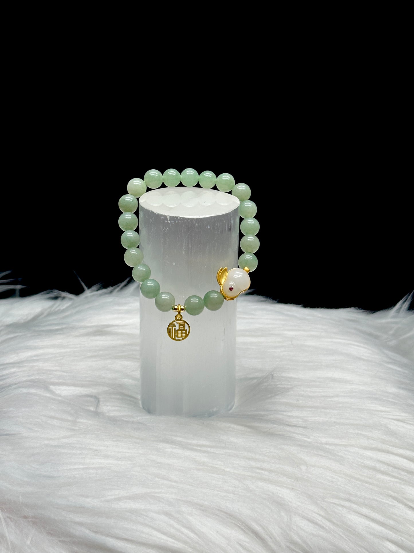 Harmony and Luck: Green Aventurine Crystal Bracelet with White Jade Rabbit Centerpiece