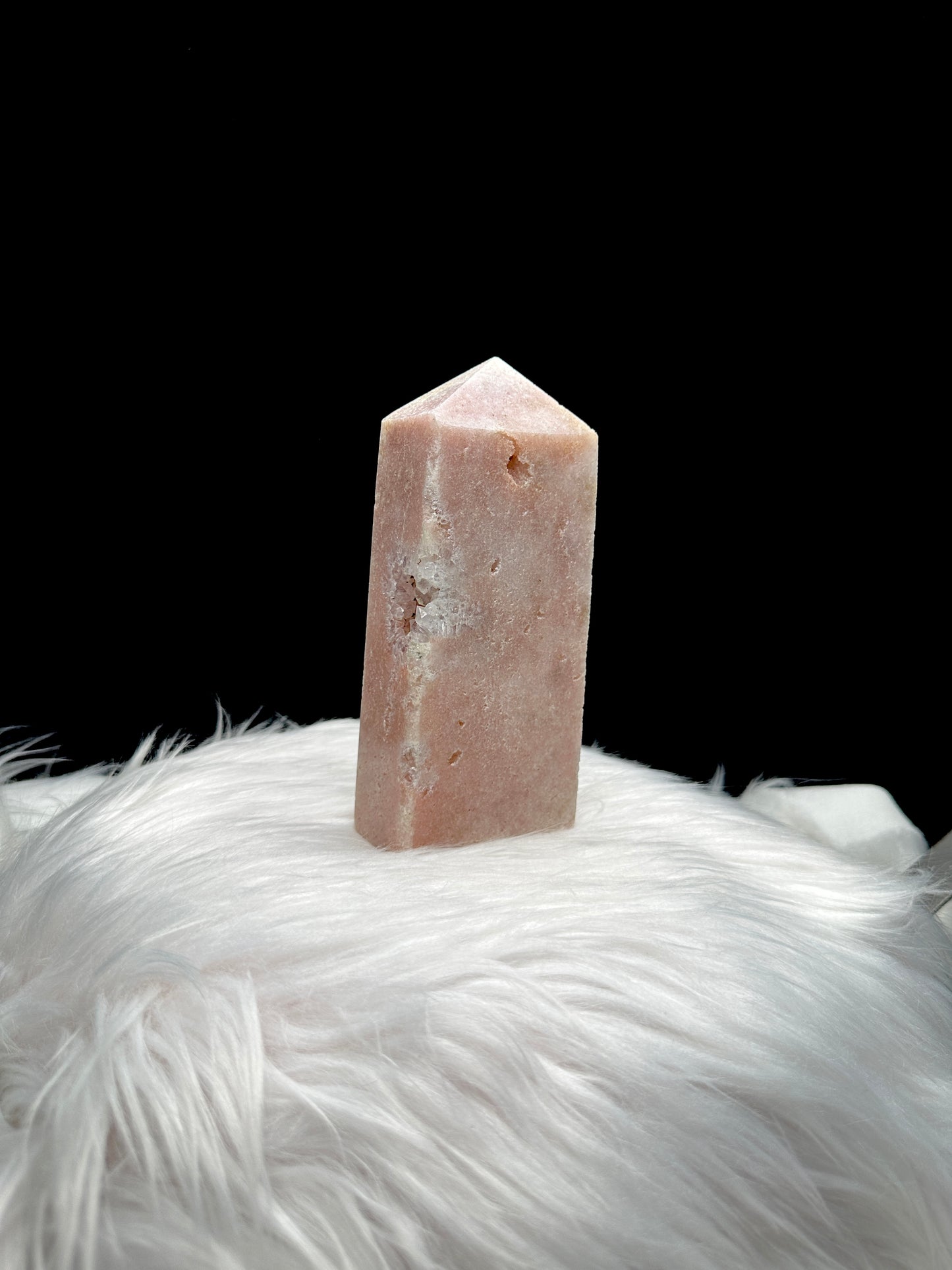 High-Quality Pink Amethyst Crystal Point Tower - 882g, 6.5 Inches