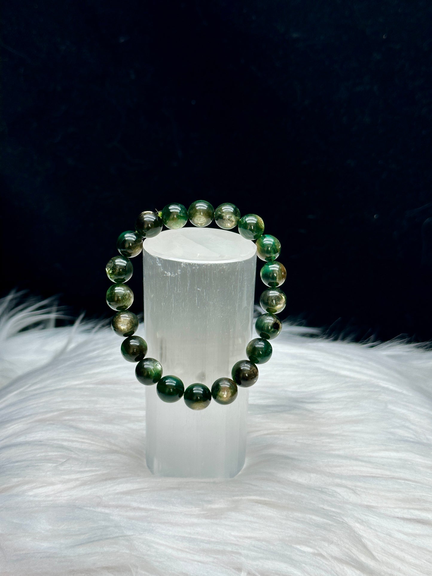 Green Lepidolite / Mica Crystal Bracelet – Stretch Cord, 9mm or 10mm Beads