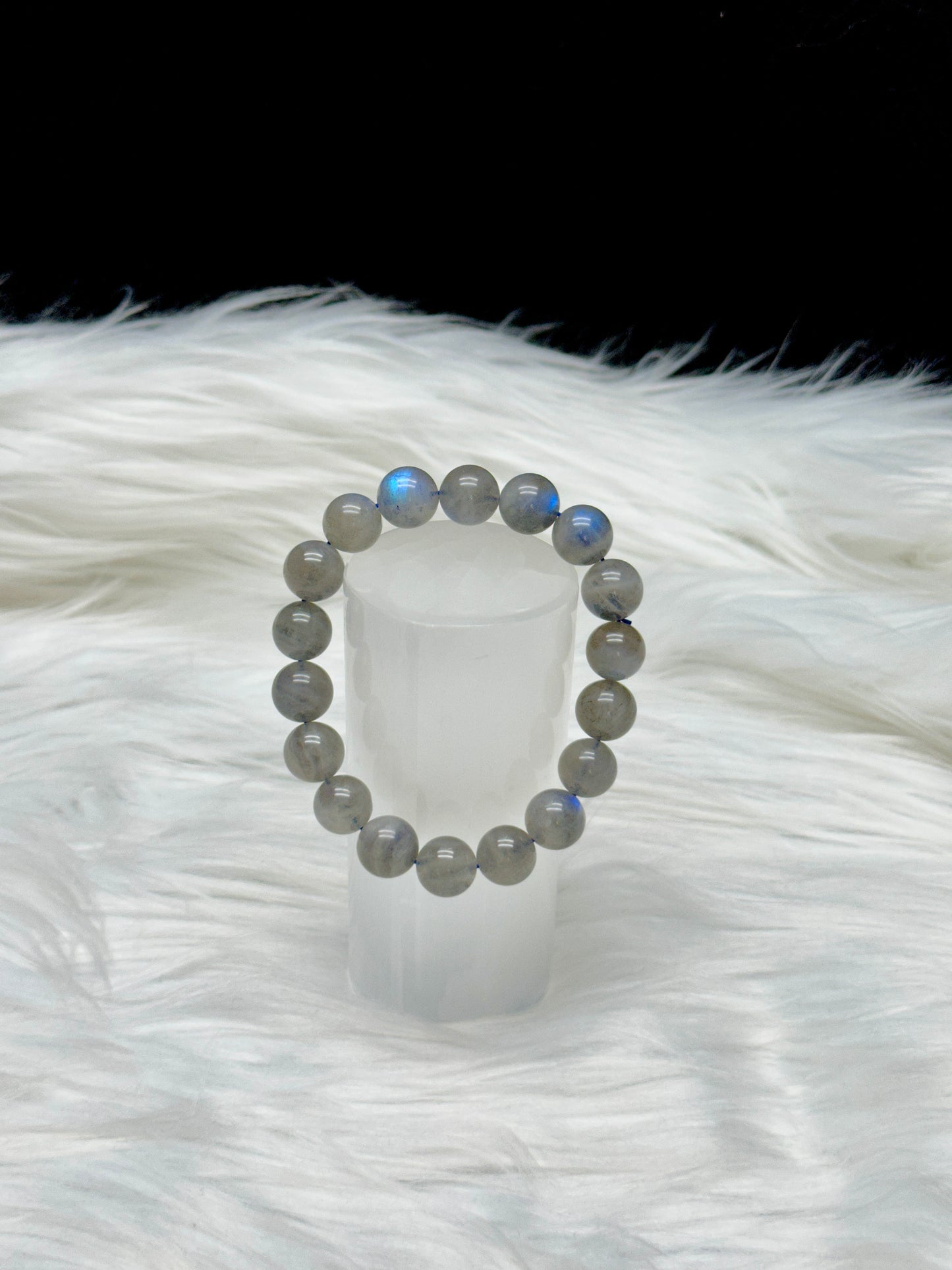 High-Quality Blue Flash Labradorite Crystal Bracelet – 11mm Natural Gemstone Beads