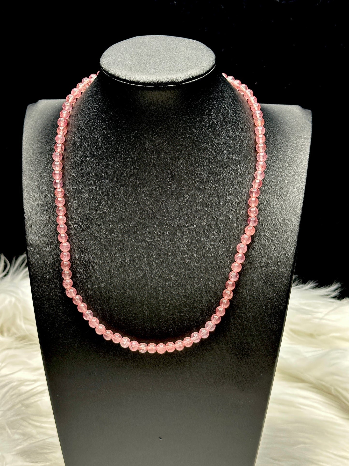 High-Quality Strawberry Quartz Round Bead Necklace / 3-Layer Bracelet – Stretchable Cord, Versatile 2-in-1 Jewelry