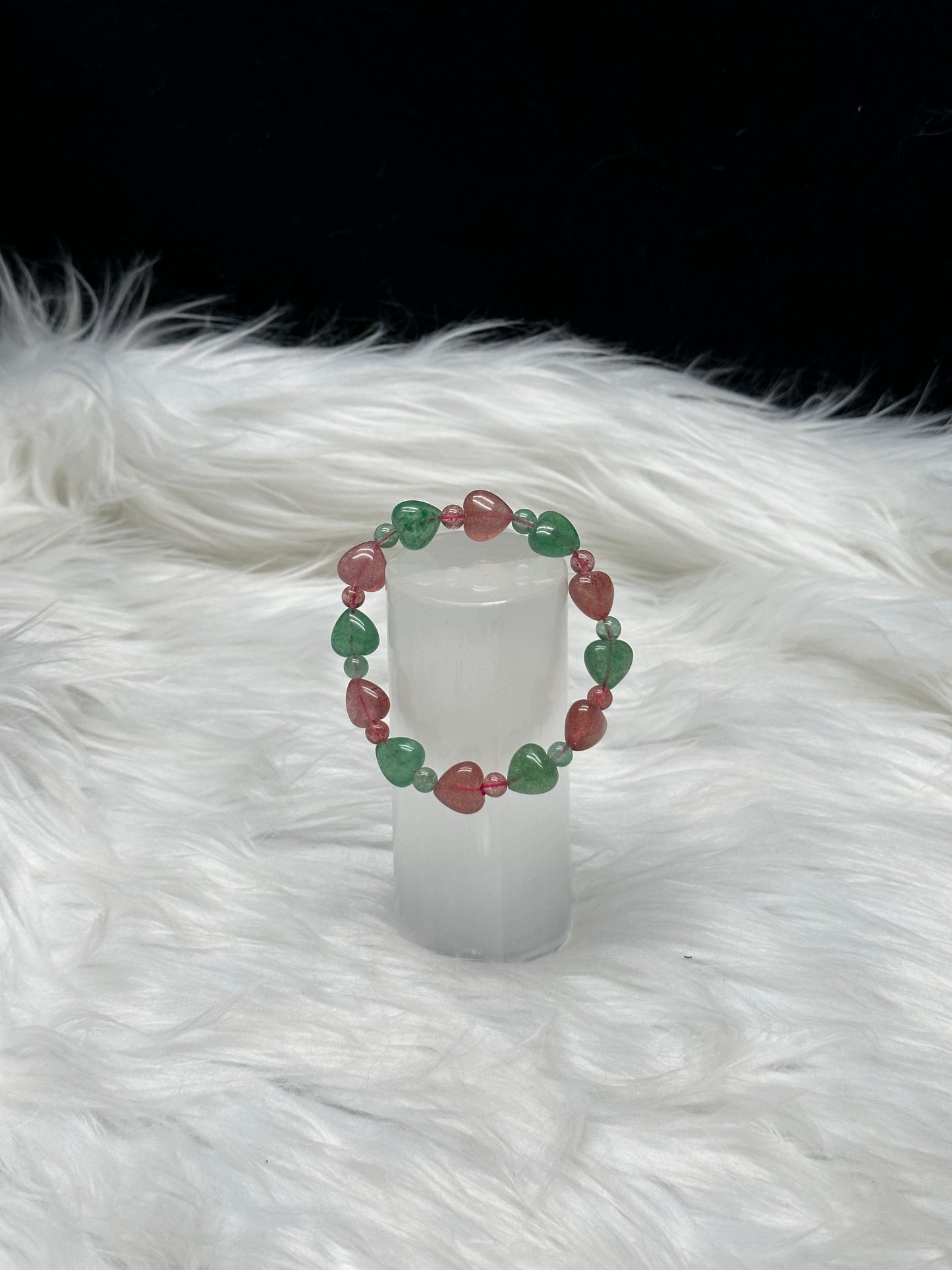 Green & Pink Strawberry Quartz Heart Bracelet – Natural Crystal Beads, Stretch Cord, Handmade