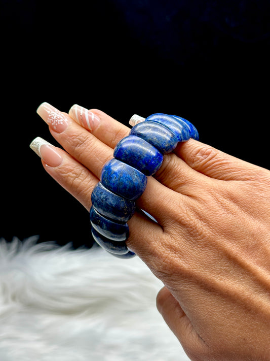 Lapis Lazuli Crystal Bangle Bracelet – Natural Deep Blue Stone, Timeless & Elegant Design