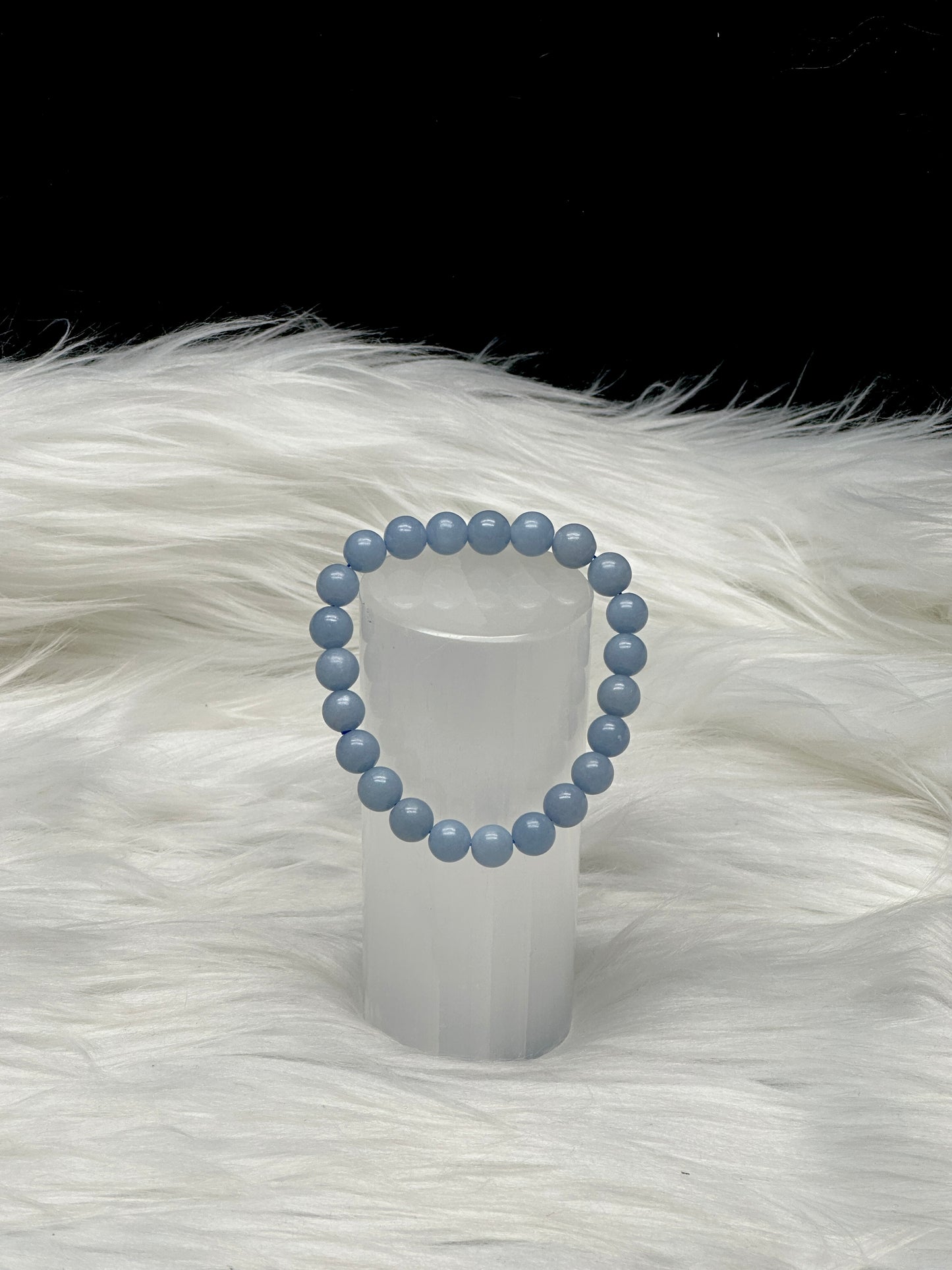 High-Quality Angelite Crystal Bracelet – 8mm Beads, Stretch Cord, Calming & Healing Energy