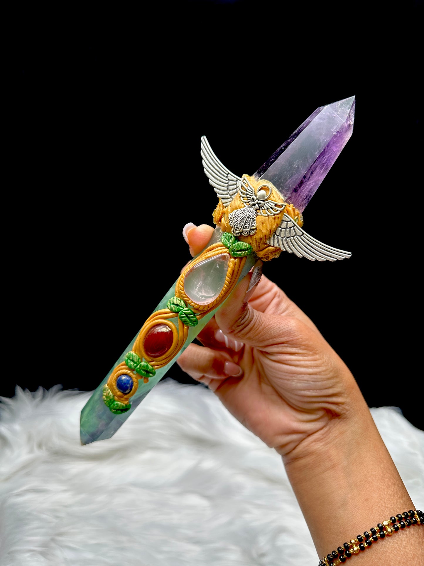 Fluorite and Amethyst Crystal Wand – Natural Healing Wand for Energy Balancing & Chakra Alignment