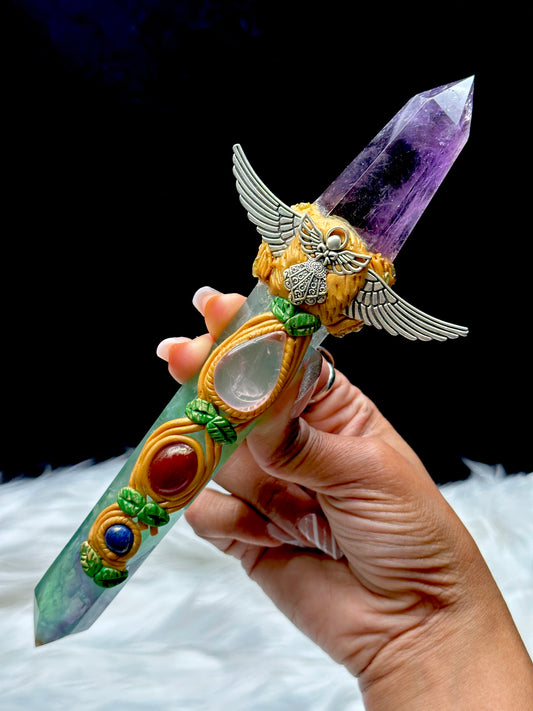 Fluorite and Amethyst Crystal Wand – Natural Healing Wand for Energy Balancing & Chakra Alignment
