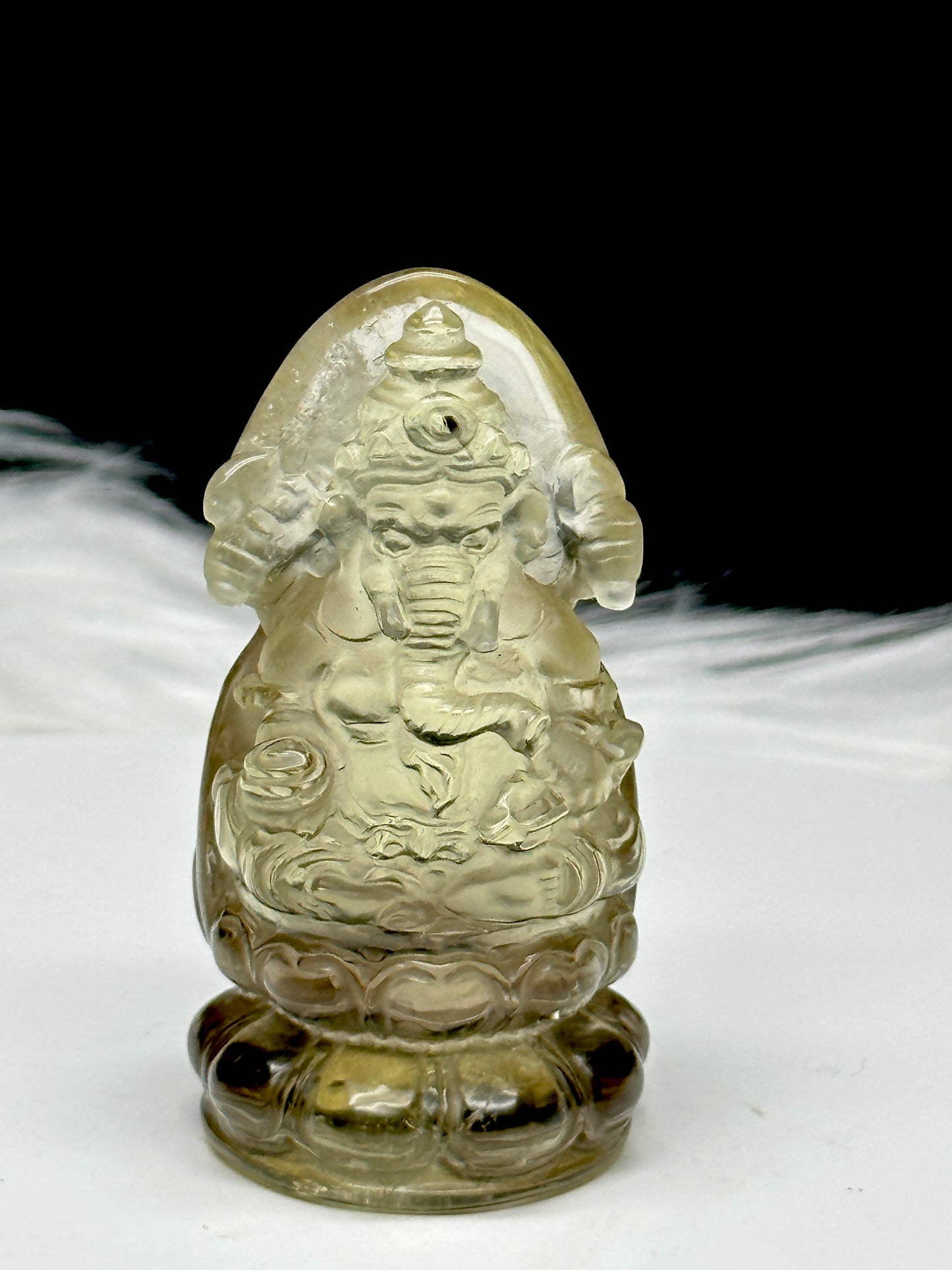 Divine Prosperity: Natural Citrine Crystal Ganesha Carving - 2.5 Inches - Abundance and Blessings