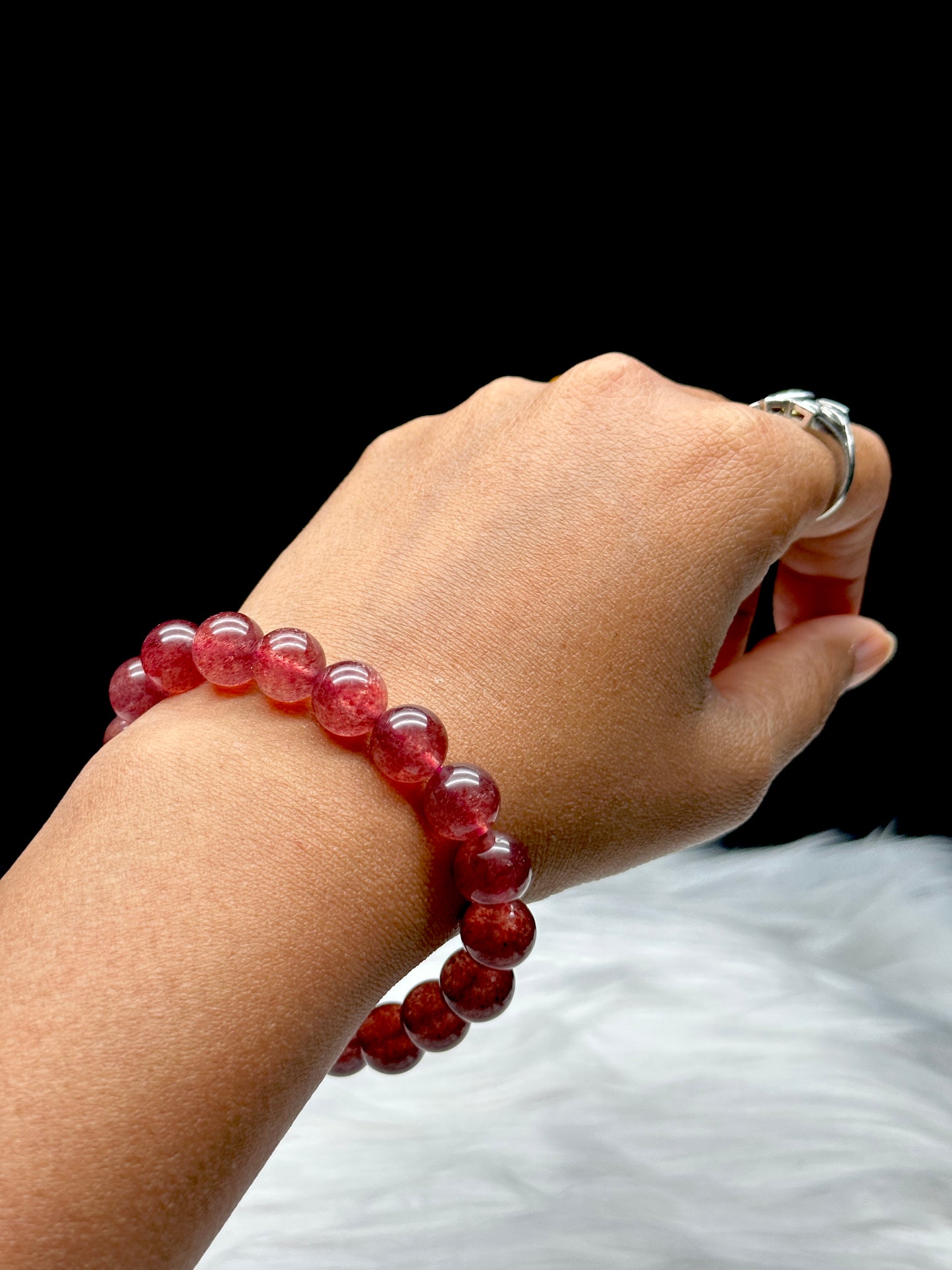 High-Quality Strawberry Quartz Crystal Bracelet - Healing Power in Every Bead - 9.6mm bead size