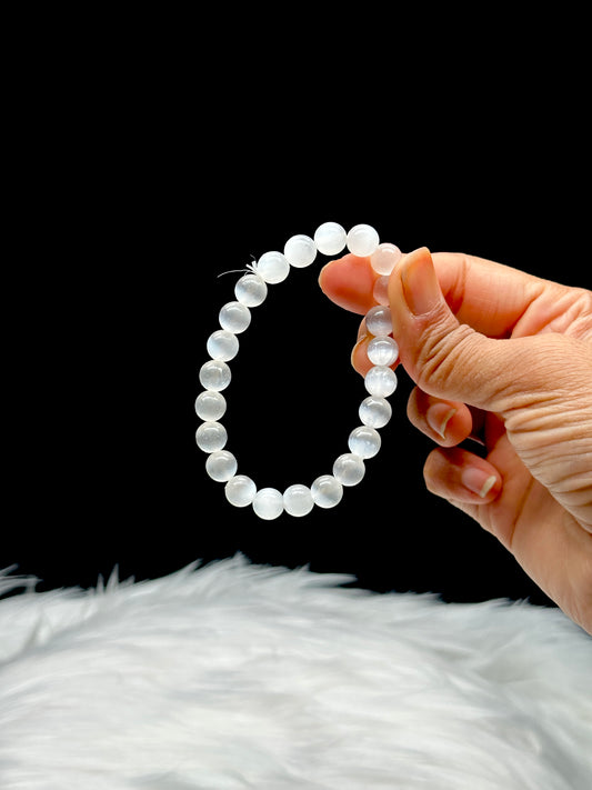 Divine Harmony Selenite Crystal Bracelet - Unleash Healing Energy - 8mm Beads