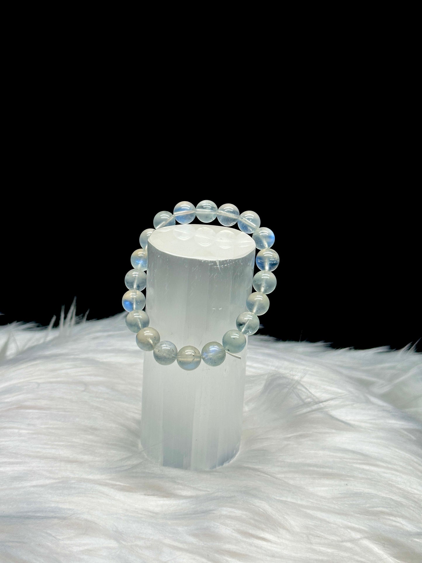 Discover Serenity with Our High-Quality Moonstone Crystal Bracelet - 9mm bead size