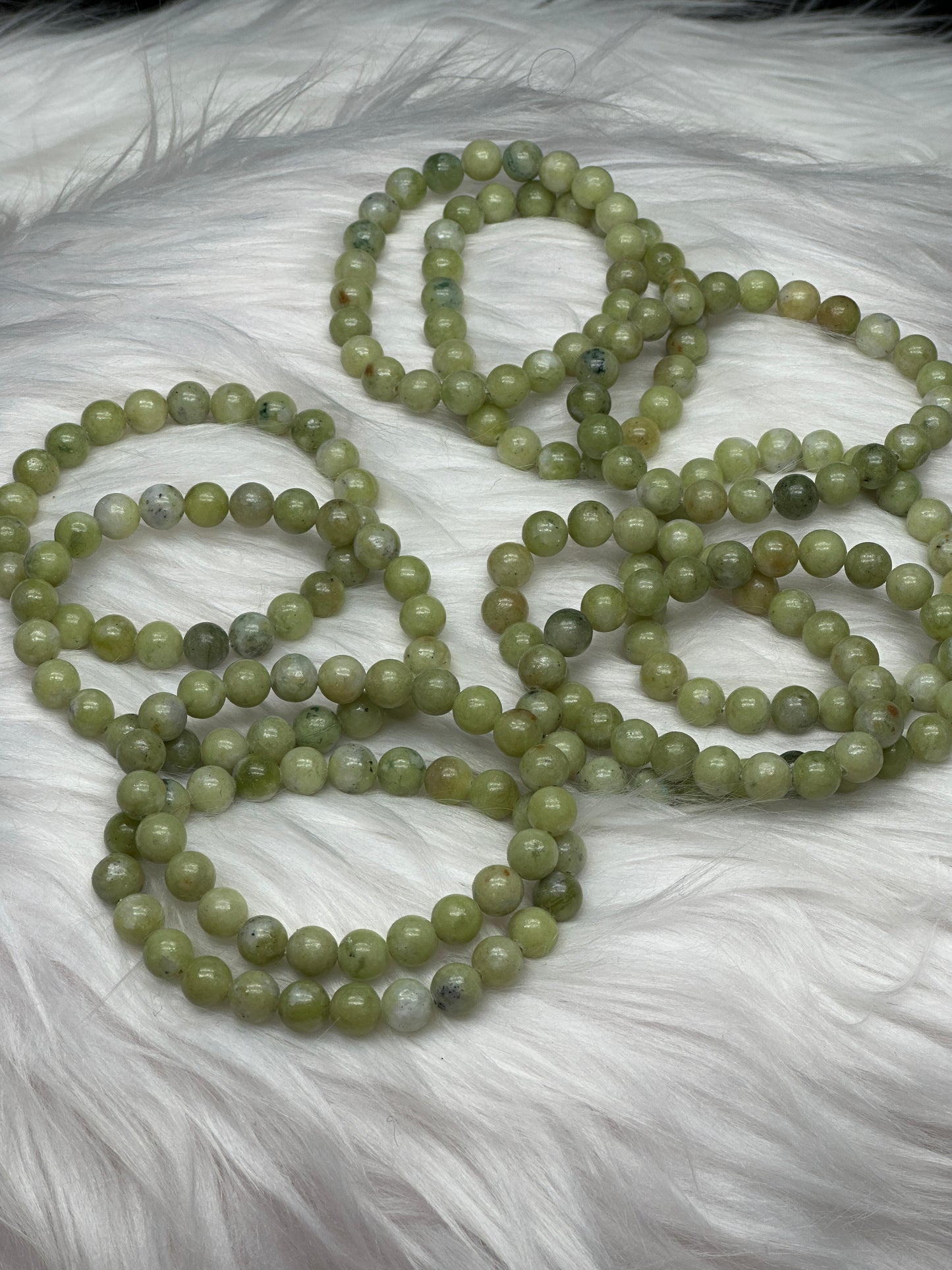 Genuine Xiuyan Jade Crystal Bracelet - 8mm Beads for Healing Energy and Serenity