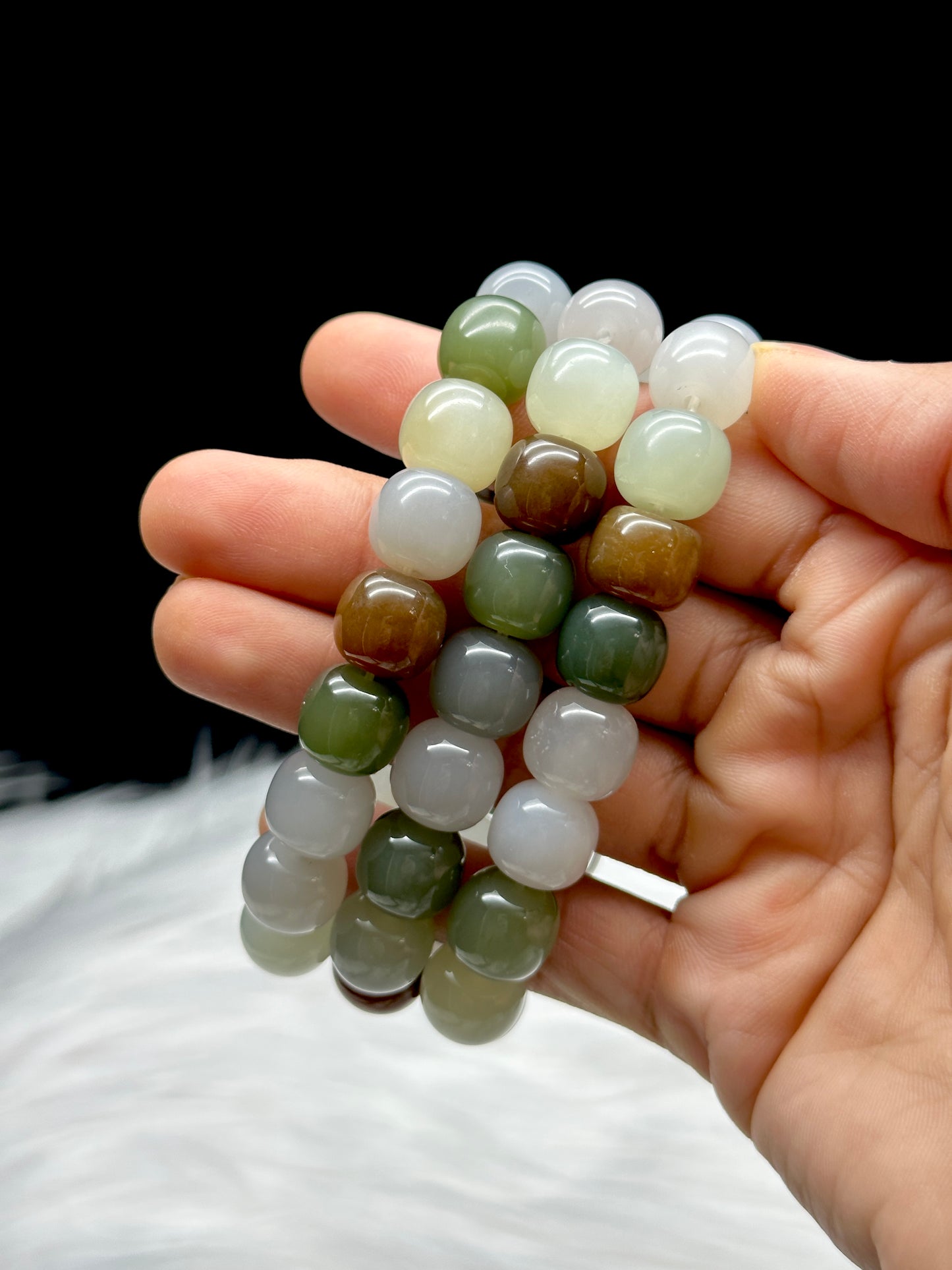 Bodhi Root Crystal Healing Bracelet with Stunning 12mm Beads - Manifest Positivity and Style