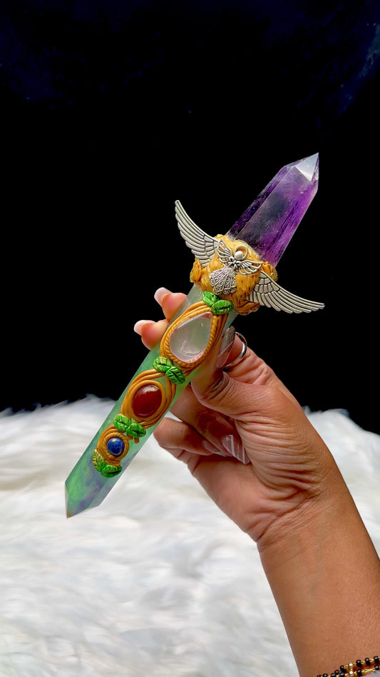 Fluorite and Amethyst Crystal Wand – Natural Healing Wand for Energy Balancing & Chakra Alignment