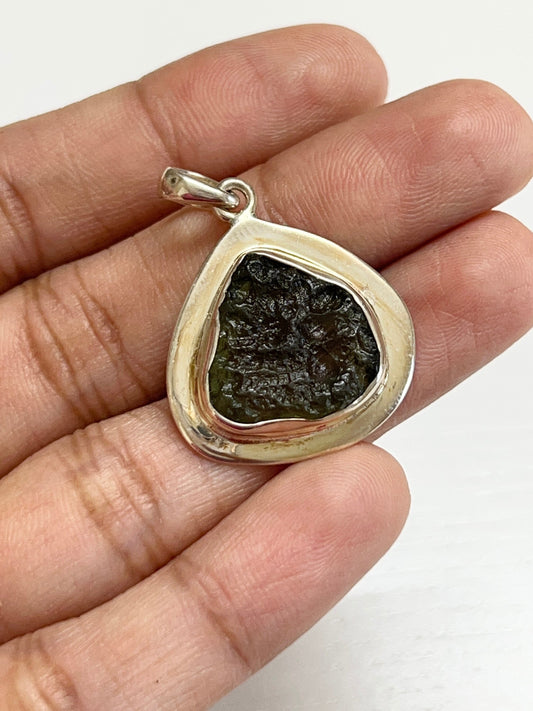 Genuine Moldavite Pendant, Raw Moldavite Pendant, Moldavite 925 Silver Pendant -from Czech Republic "The Stone of Transformation"