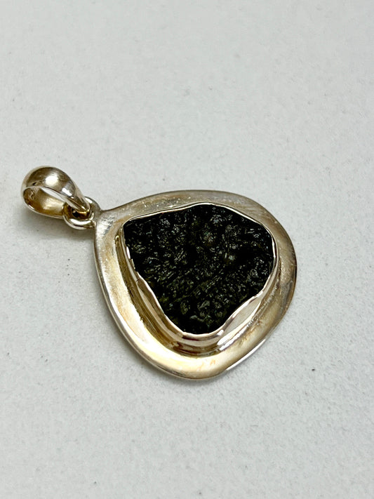 Genuine Moldavite Pendant, Raw Moldavite Pendant, Moldavite 925 Silver Pendant -from Czech Republic "The Stone of Transformation"