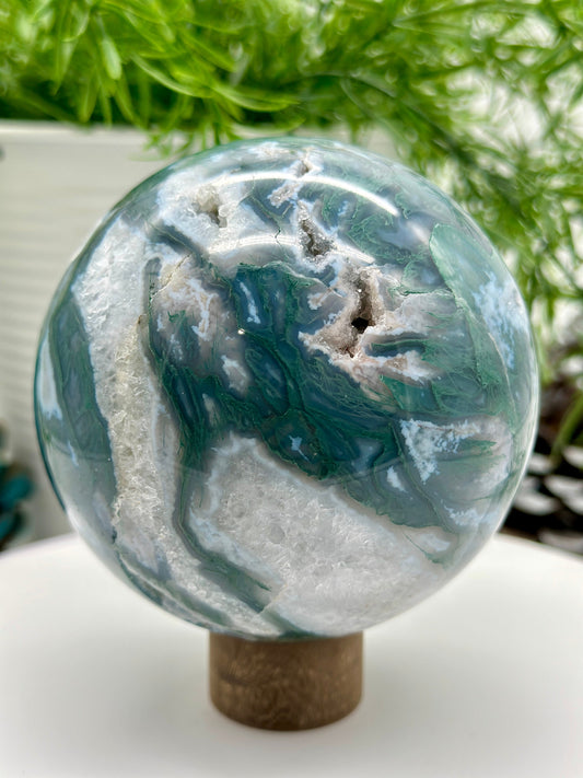 Large Moss Agate Sphere with Druzy, Natural Moss Agate Sphere, 1.2Kg and 105mm diameter