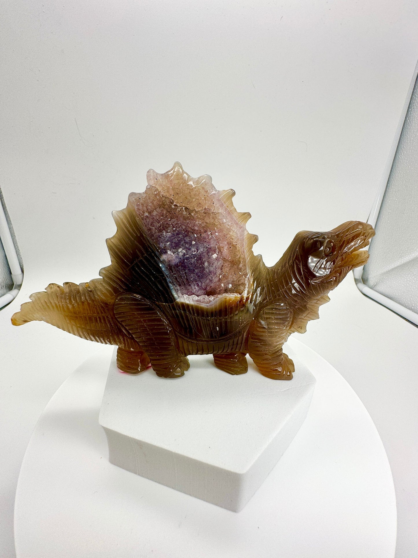 Amethyst Agate dinosaur carving, dinosaur carving, Amethyst Agate carving, Home decor, Reiki Healing, gift, Crystal Animal Figurine,