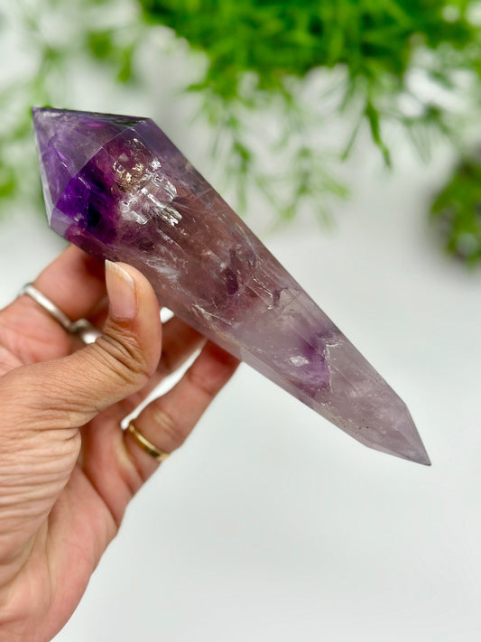 High Quality Amethyst Crystal Vogel point , Amethyst Wand, Amethyst DT