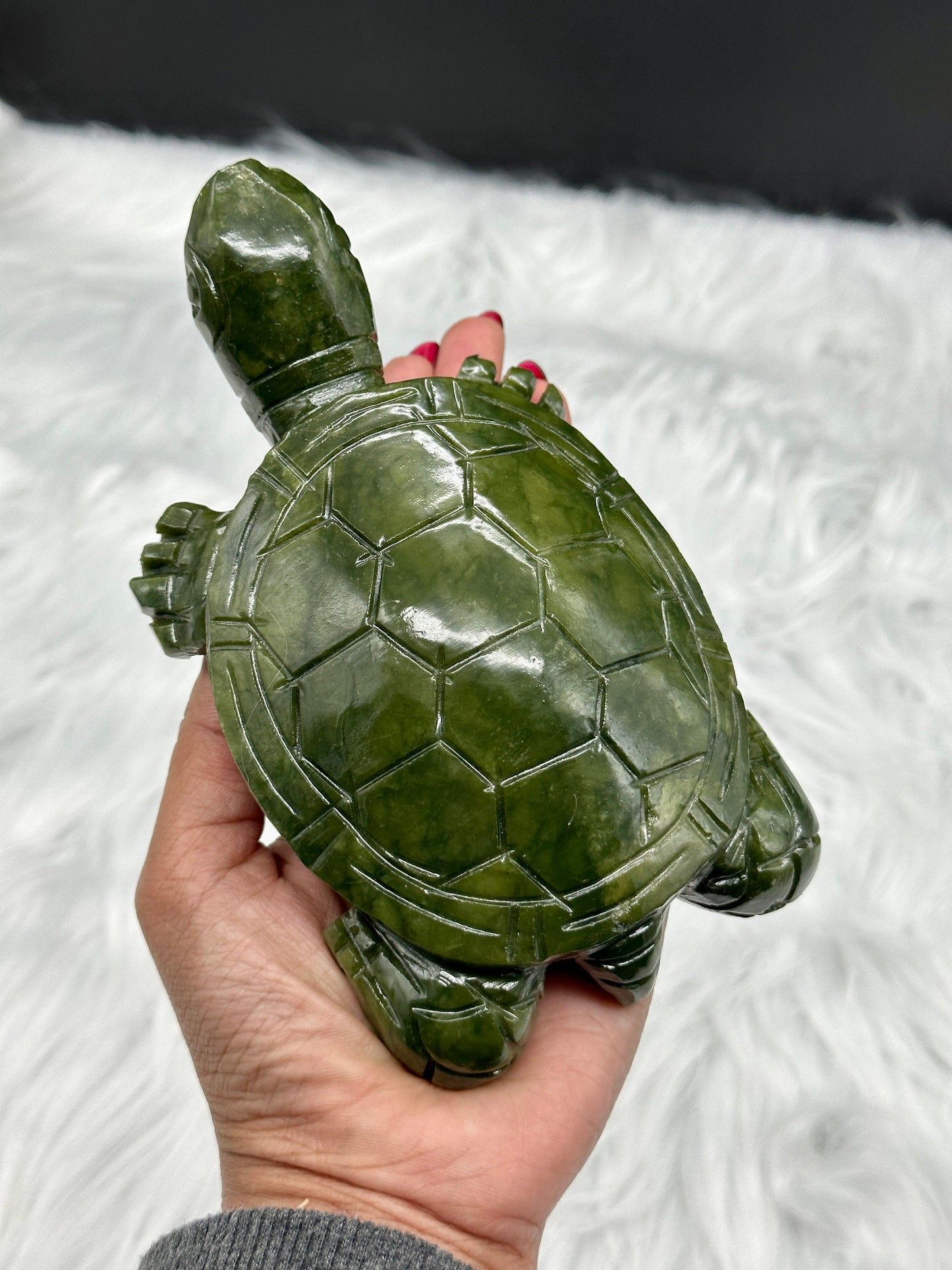 Green Jade Turtle, Turtle Crystal Carving, Lucky Turtle Amulet, Jade Tortoise, Friendship Gift, Reiki Gift, Reiki Healing