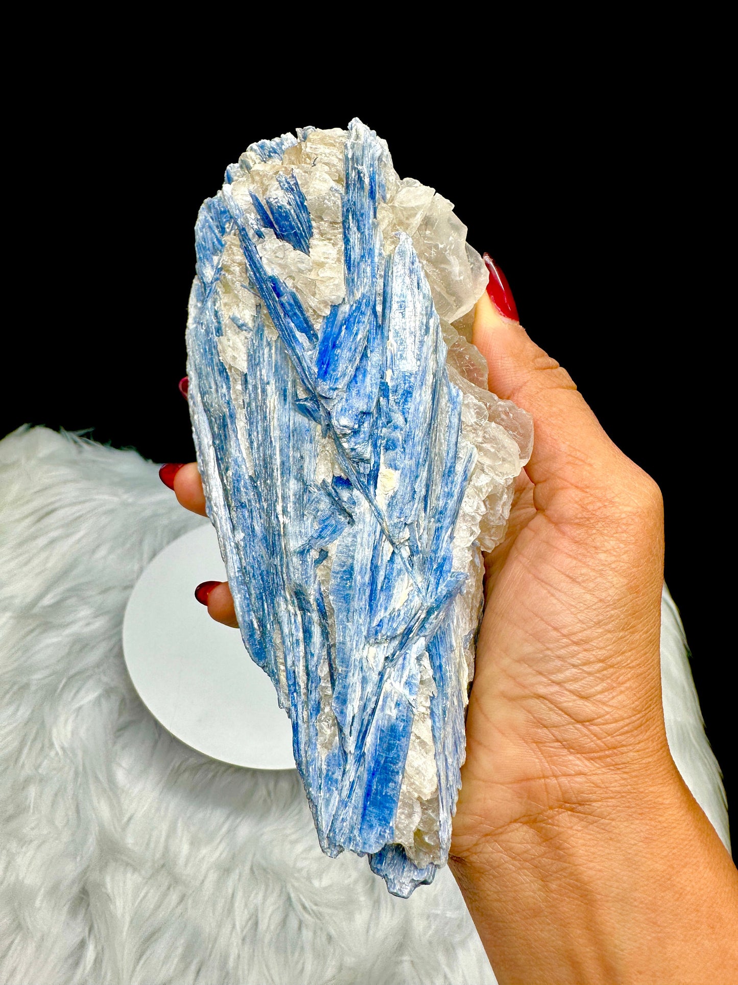 Large Blue Kyanite Crystal Specimen, Blue Kyanite specimen