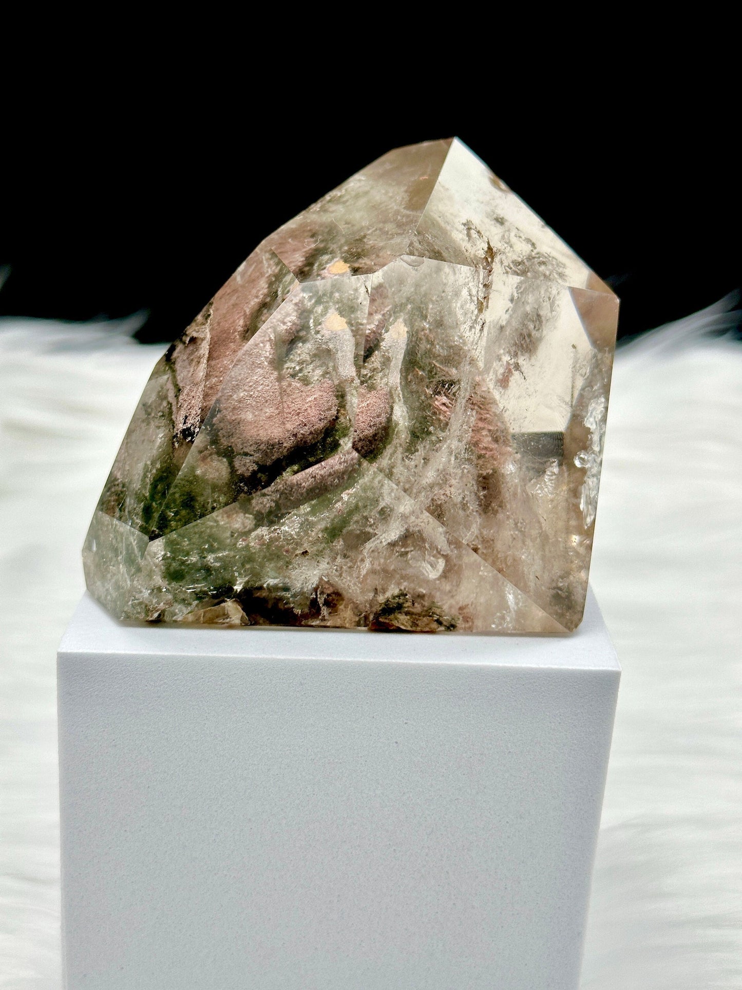 Thousand Layers Garden Quartz freeform, natural lodolite freeform