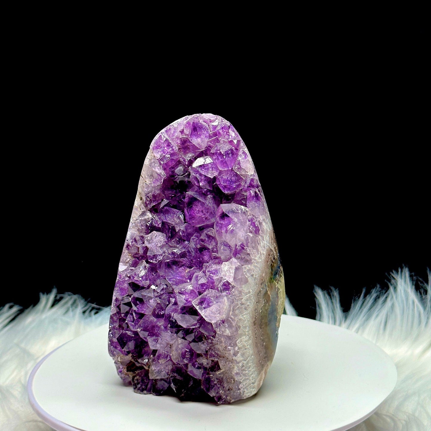 Extra Quality Brazilian Amethyst Geode, Amethyst Cathedral, Raw Amethyst, Amethyst Crystal Cluster - 2kg