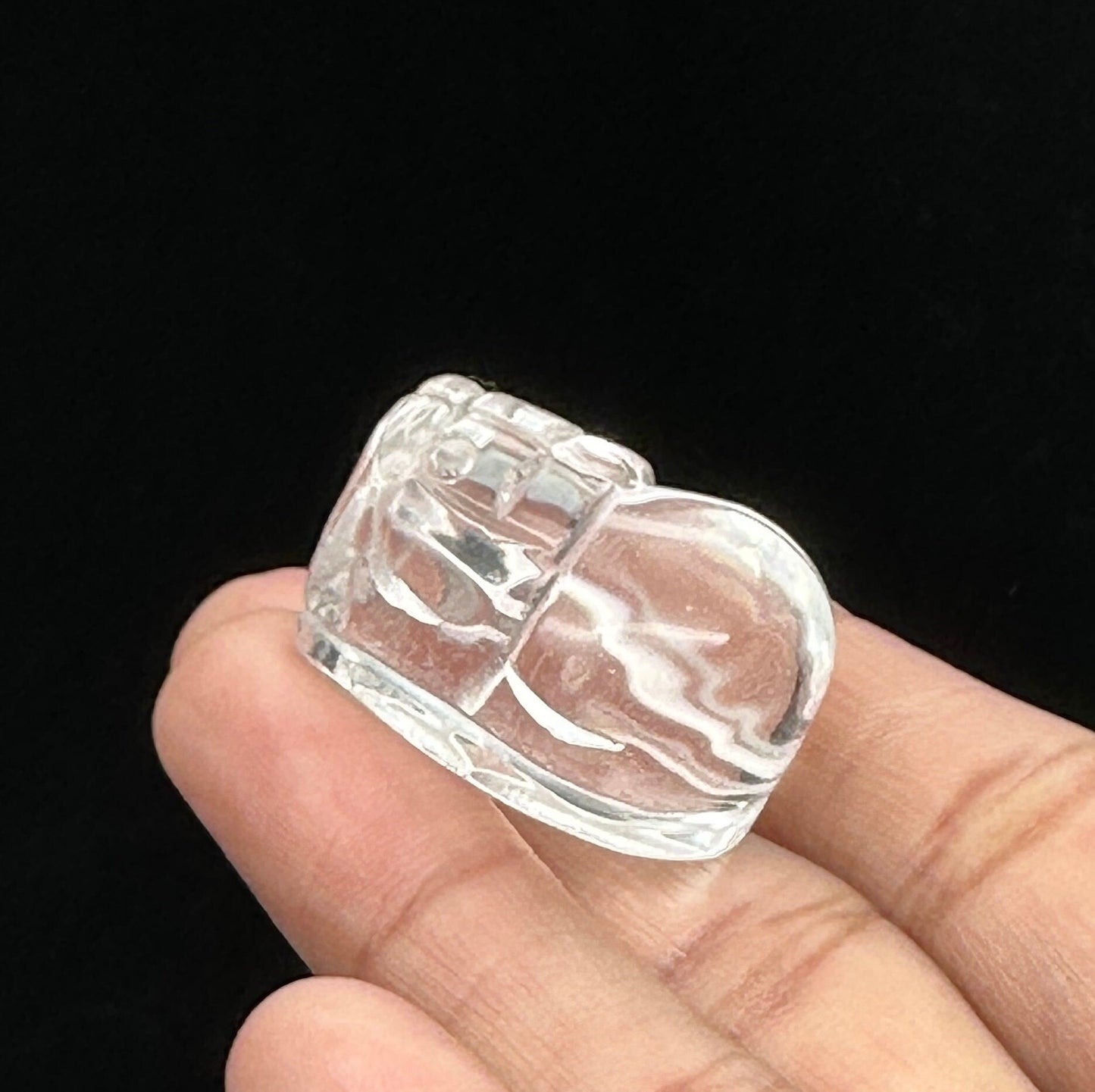 Clear Quartz Pixiu Carving | Healing Crystal Sculpture for Spiritual Home Decor and Gifts - 1 inches