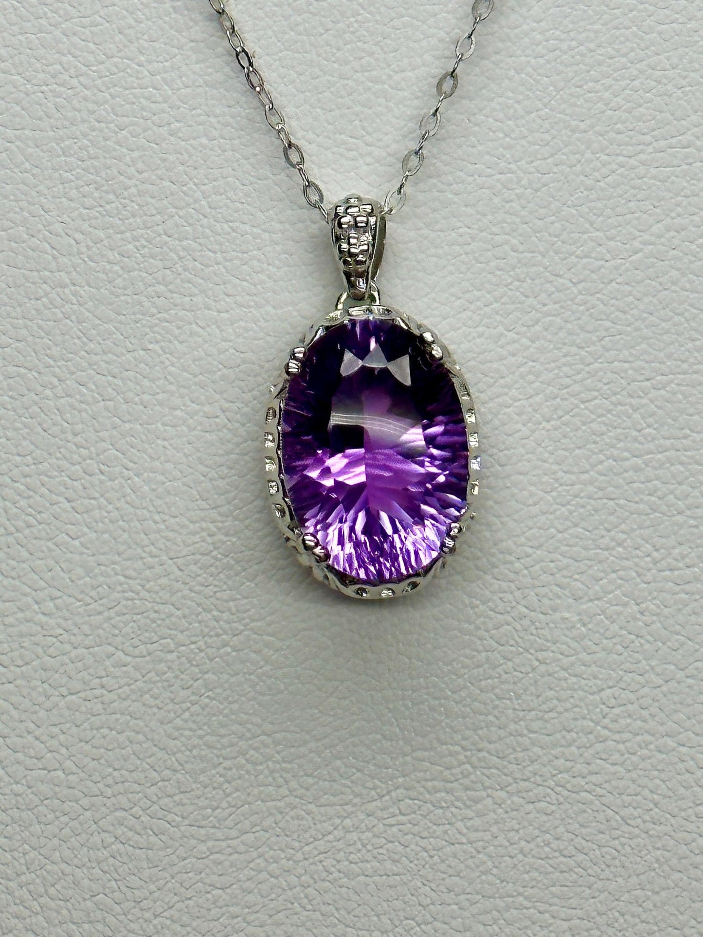 Sparkly Gemstone Amethyst Pendant in Sterling Silver with silver chain, Amethyst Crystal Oval Pendant, Gift Item, Gemstone Jewelry