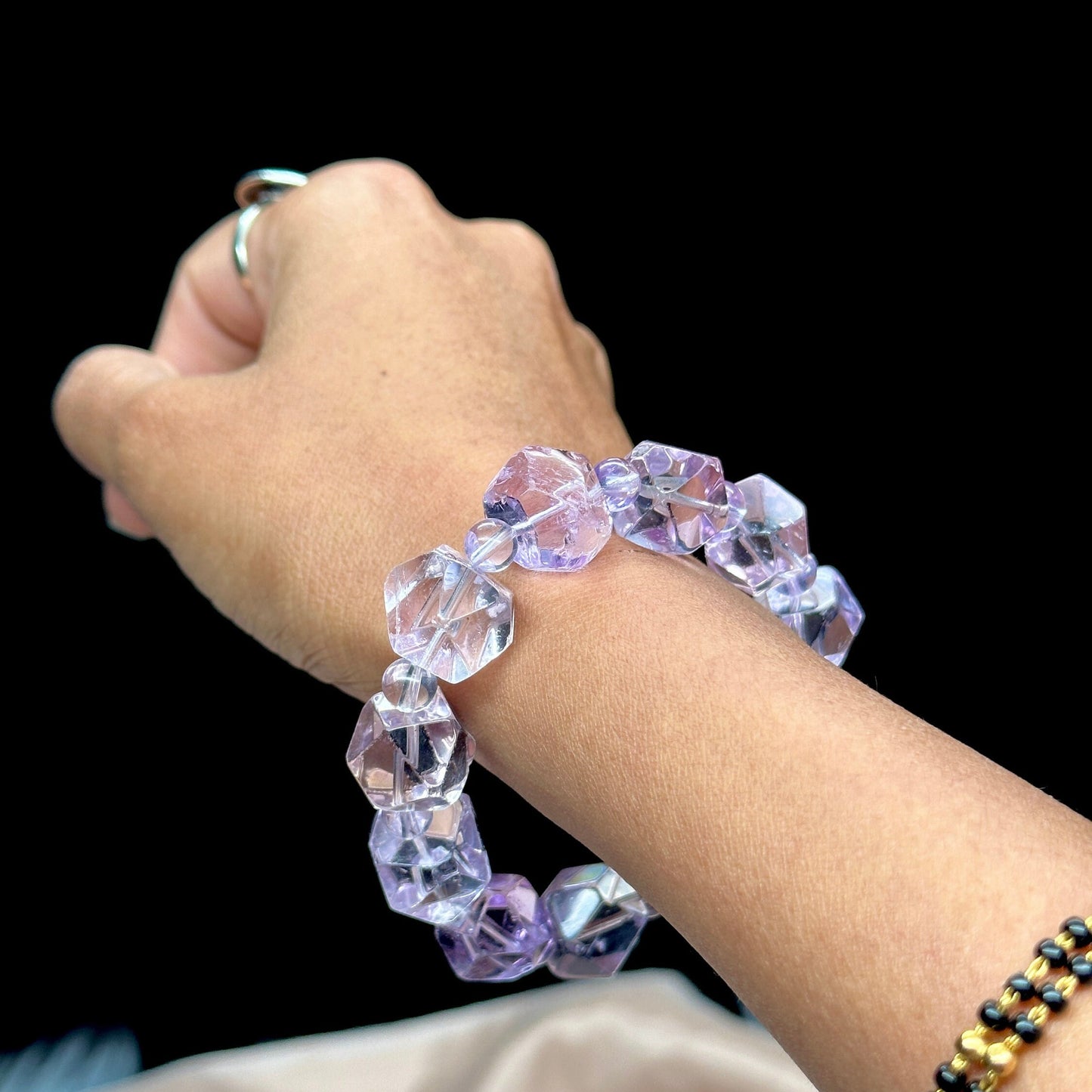 Lavender amethyst bracelet. February birthstone. Birthday gift. Spiritual, balance and meditation bracelet. Stacking jewelry - 14mm