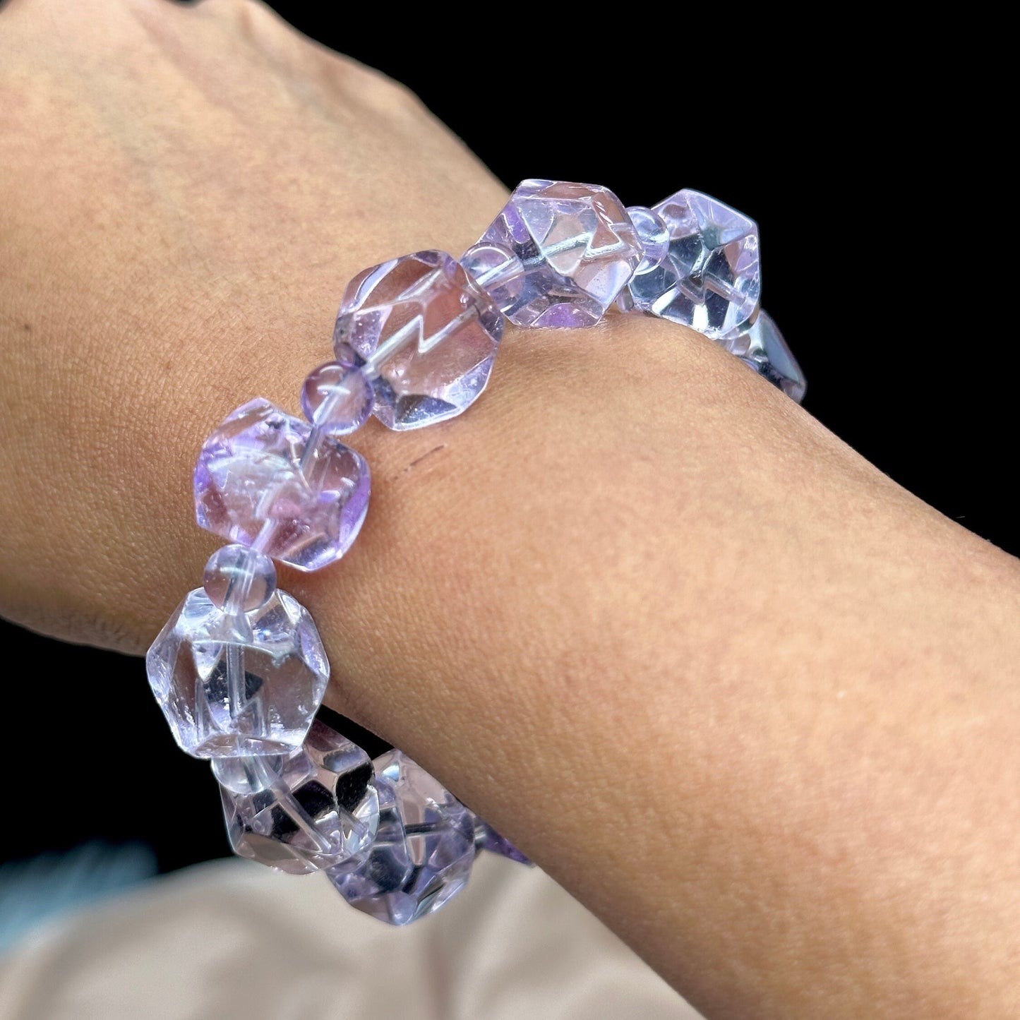 Lavender amethyst bracelet. February birthstone. Birthday gift. Spiritual, balance and meditation bracelet. Stacking jewelry - 14mm