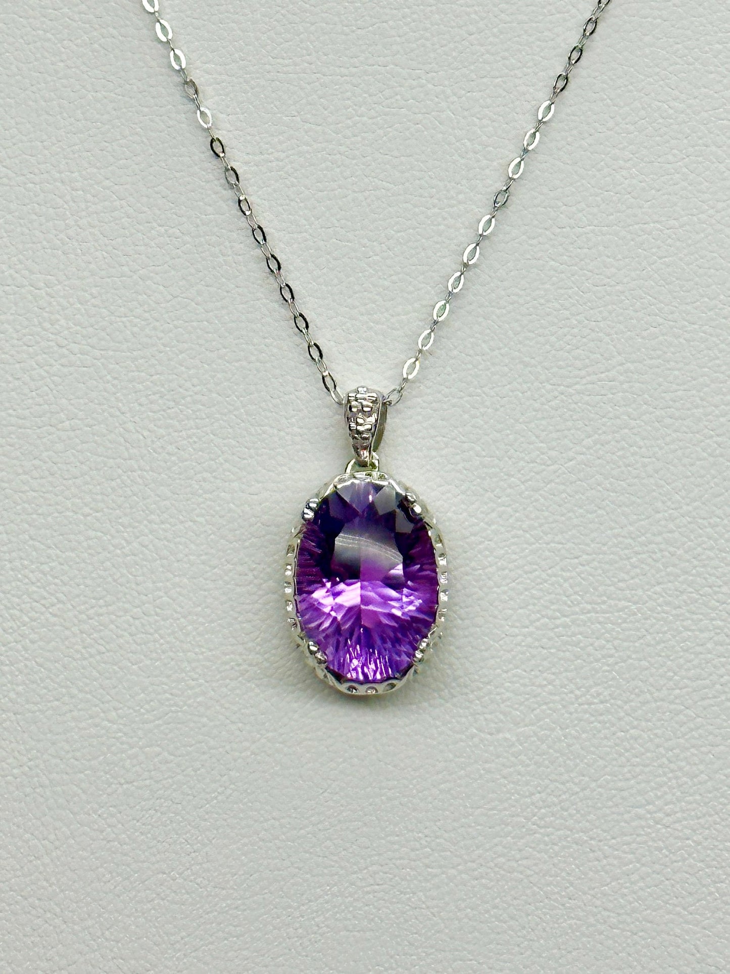 Sparkly Gemstone Amethyst Pendant in Sterling Silver with silver chain, Amethyst Crystal Oval Pendant, Gift Item, Gemstone Jewelry