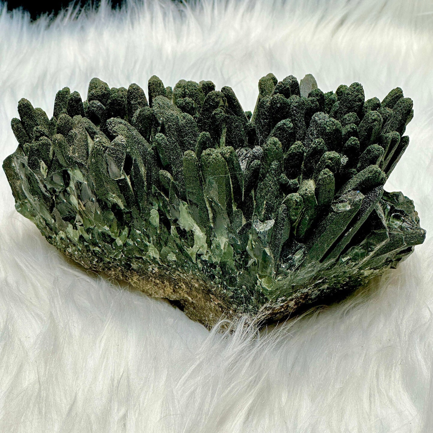 Rare Top Grade Raw Hedenbergite Green Quartz Crystal Cluster, Hedenbergite Specimen, Prasiolite Cluster, Healing Crystal Stone Decor Gift