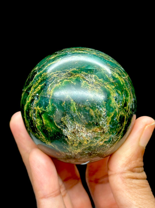 High Quality Emerald Crystal Sphere