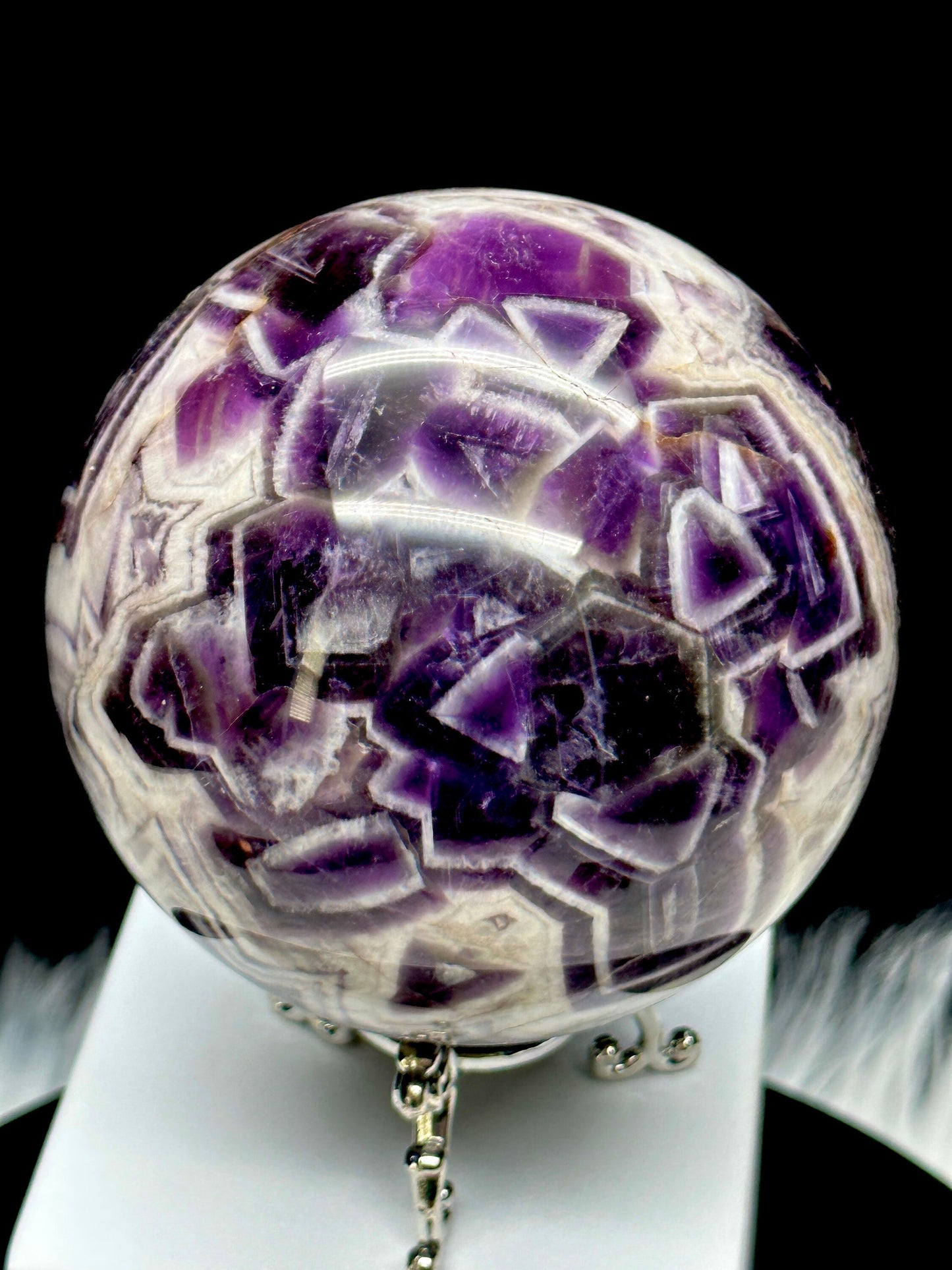 Large Dream Amethyst Crystal Sphere, 1kg weight