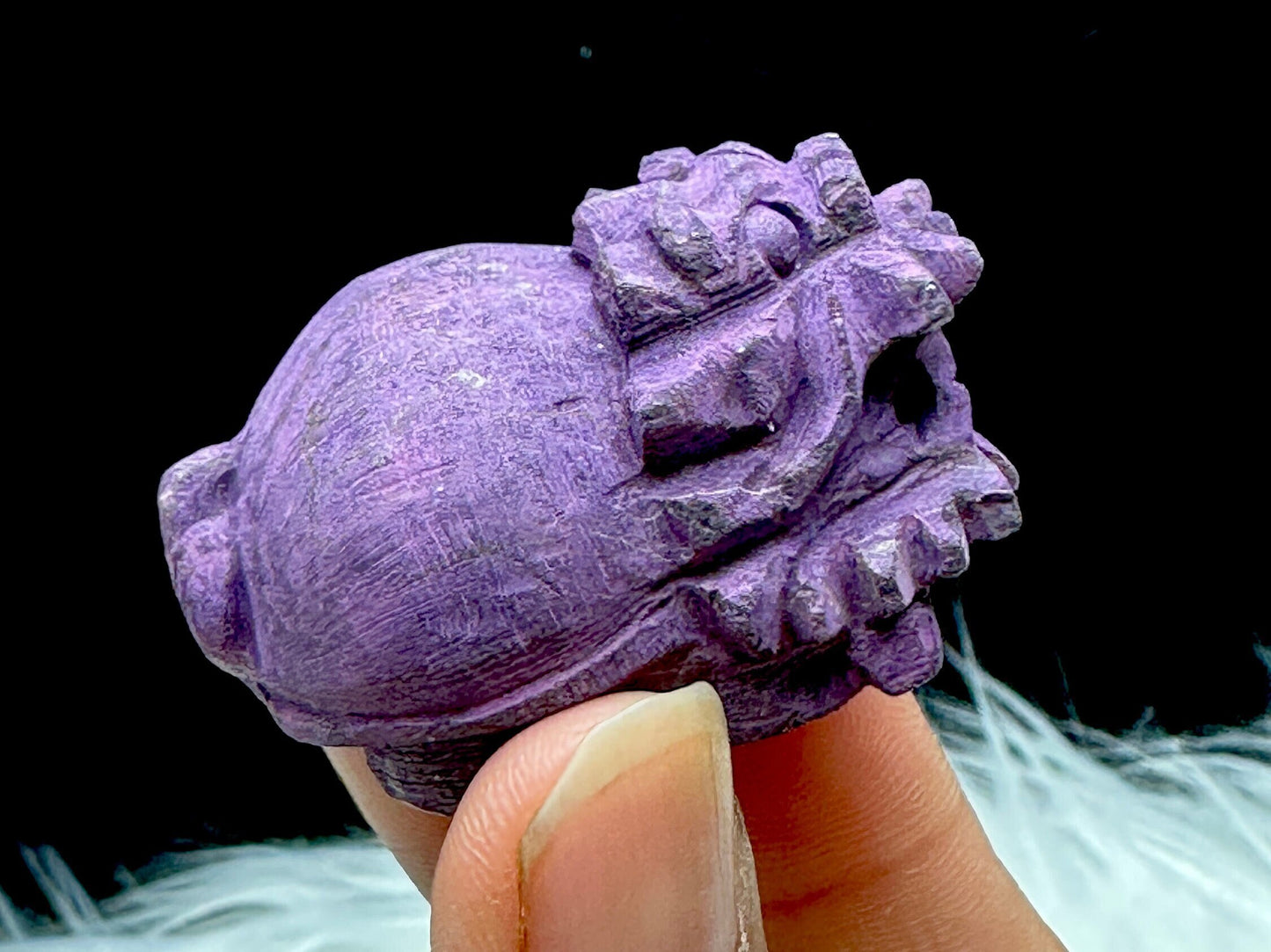 Natural Purpurite Pixiu Carving Natural Crystal Purple Pixiu Carving For Home Decoration