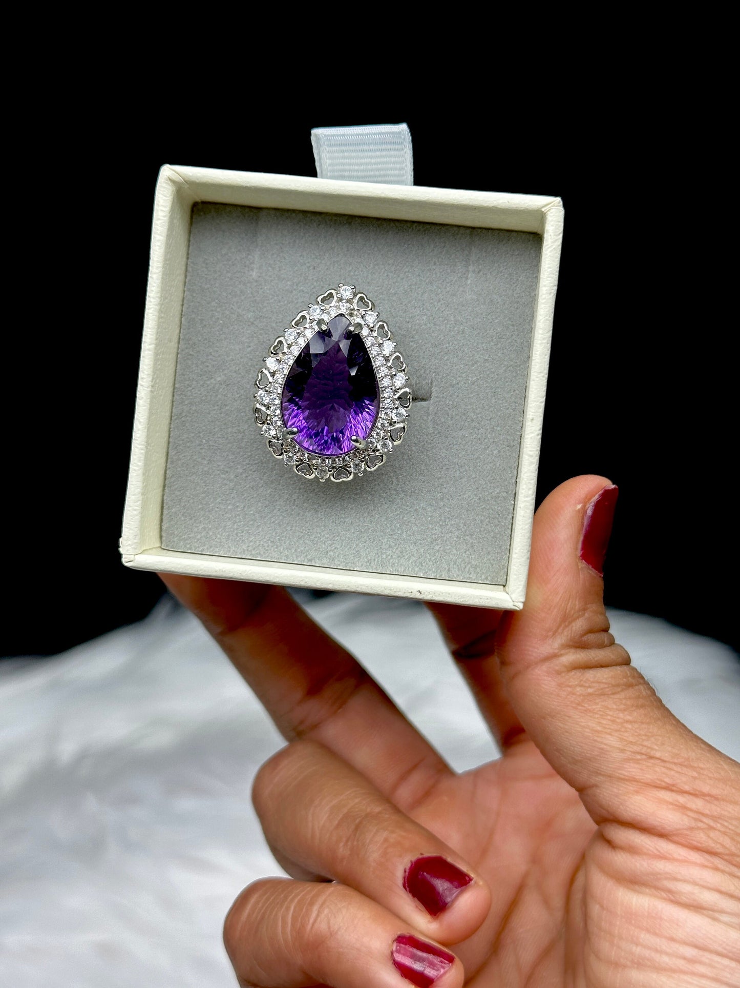 Grade AAA Beautiful Amethyst Gemstone Solitaire Ring - Sterling Silver Adjustable Size - Handpicked & One of a Kind