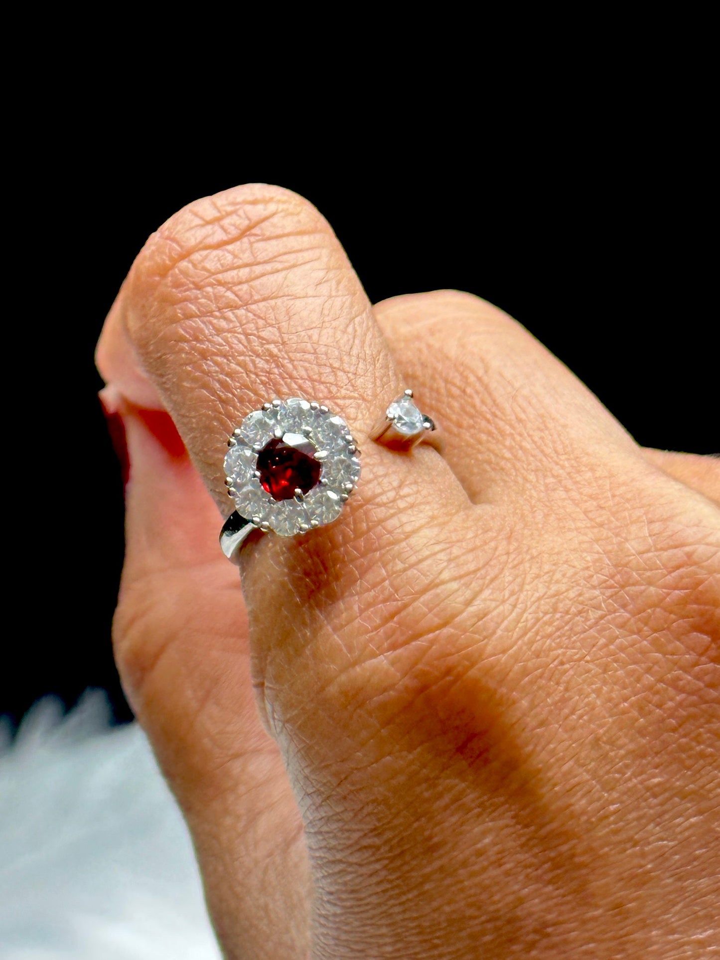 High-Quality Garnet Crystal Adjustable Size Ring - Natural Healing Gemstone Jewelry