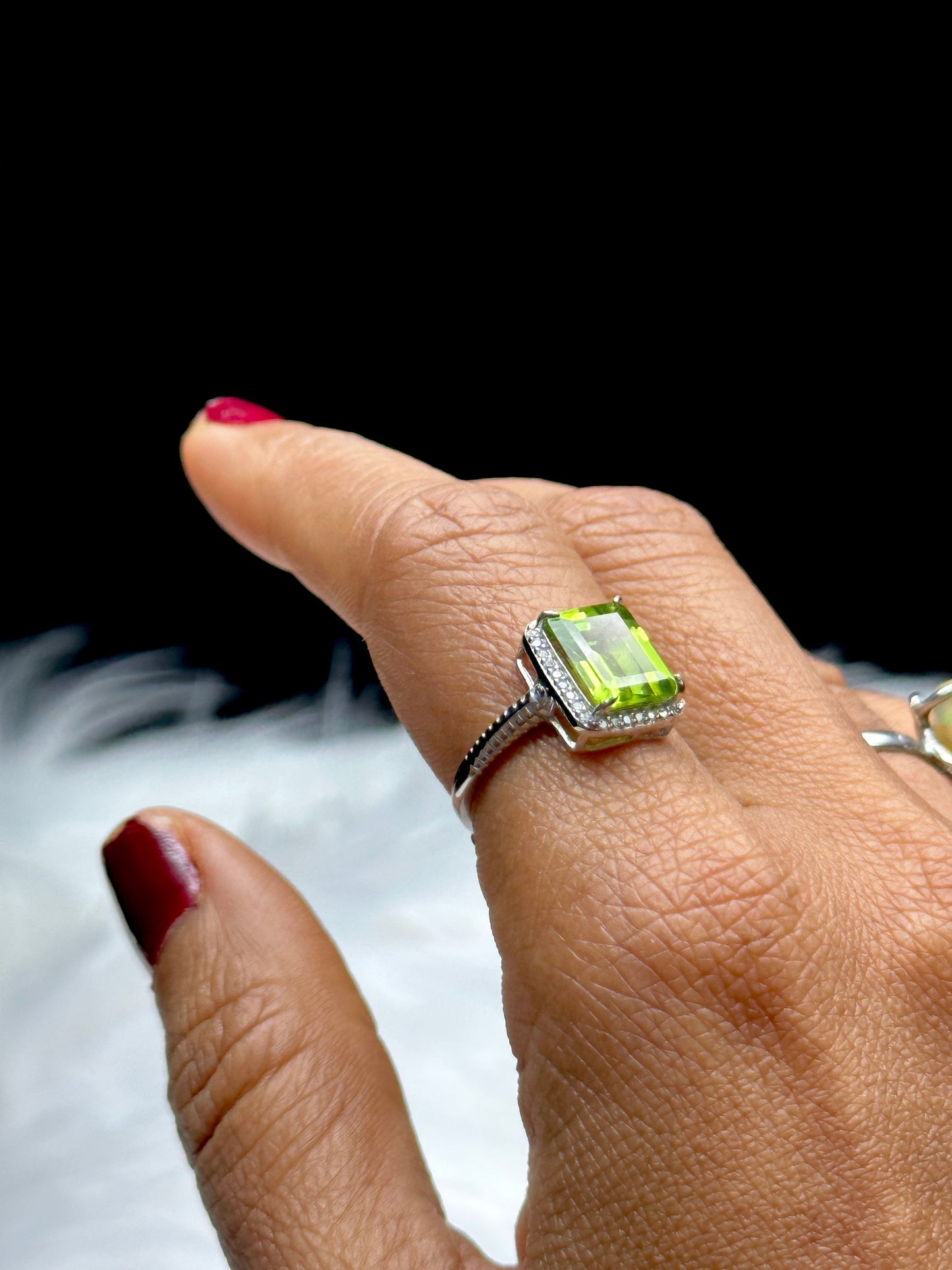 High-Quality Peridot Crystal Ring Set in Sterling Silver - Adjustable Size - Genuine Gemstone Jewelry