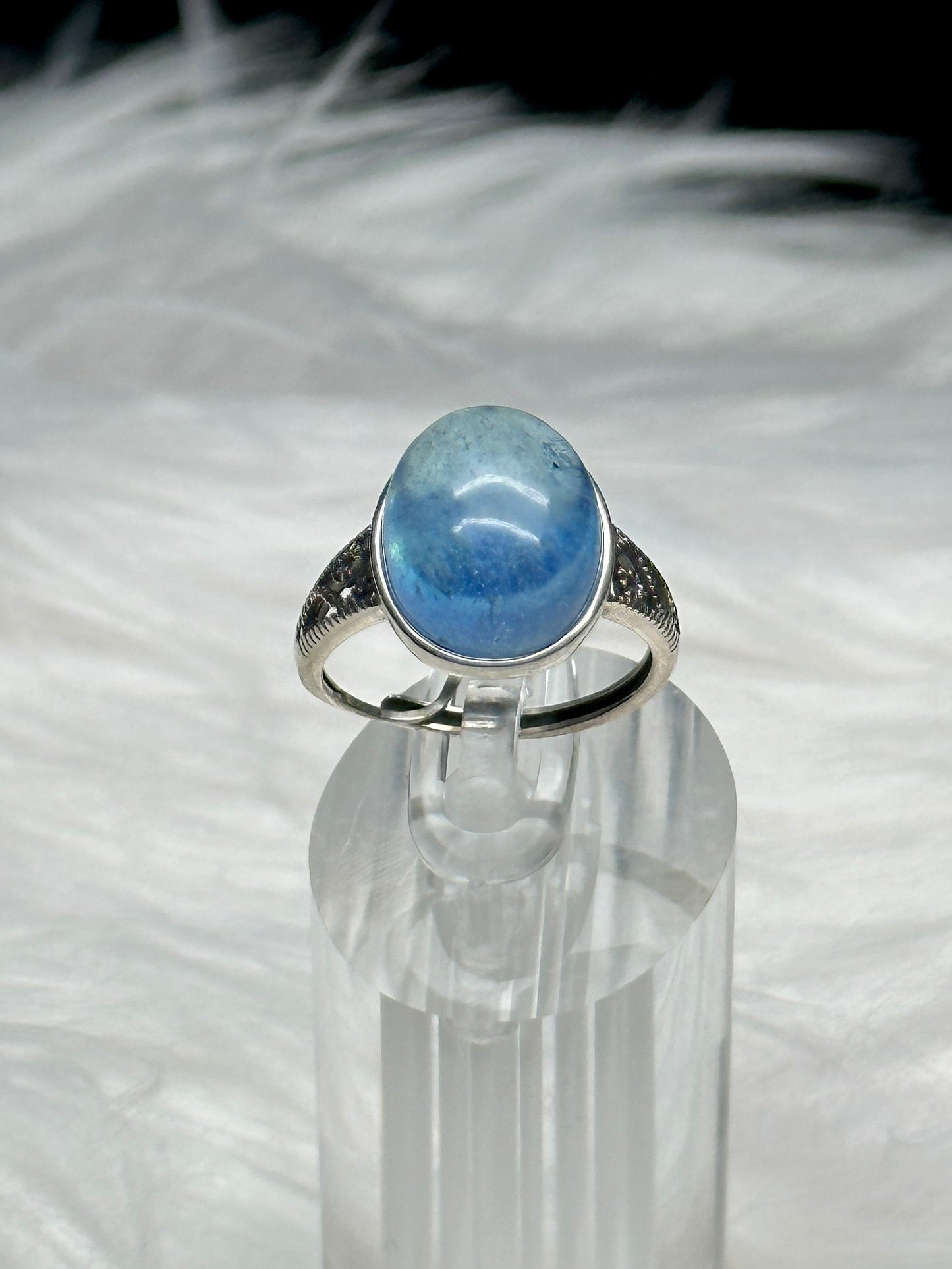 Experience Tranquility with our High Quality Gemstone Pakistan Aquamarine Crystal Ring in Sterling Silver