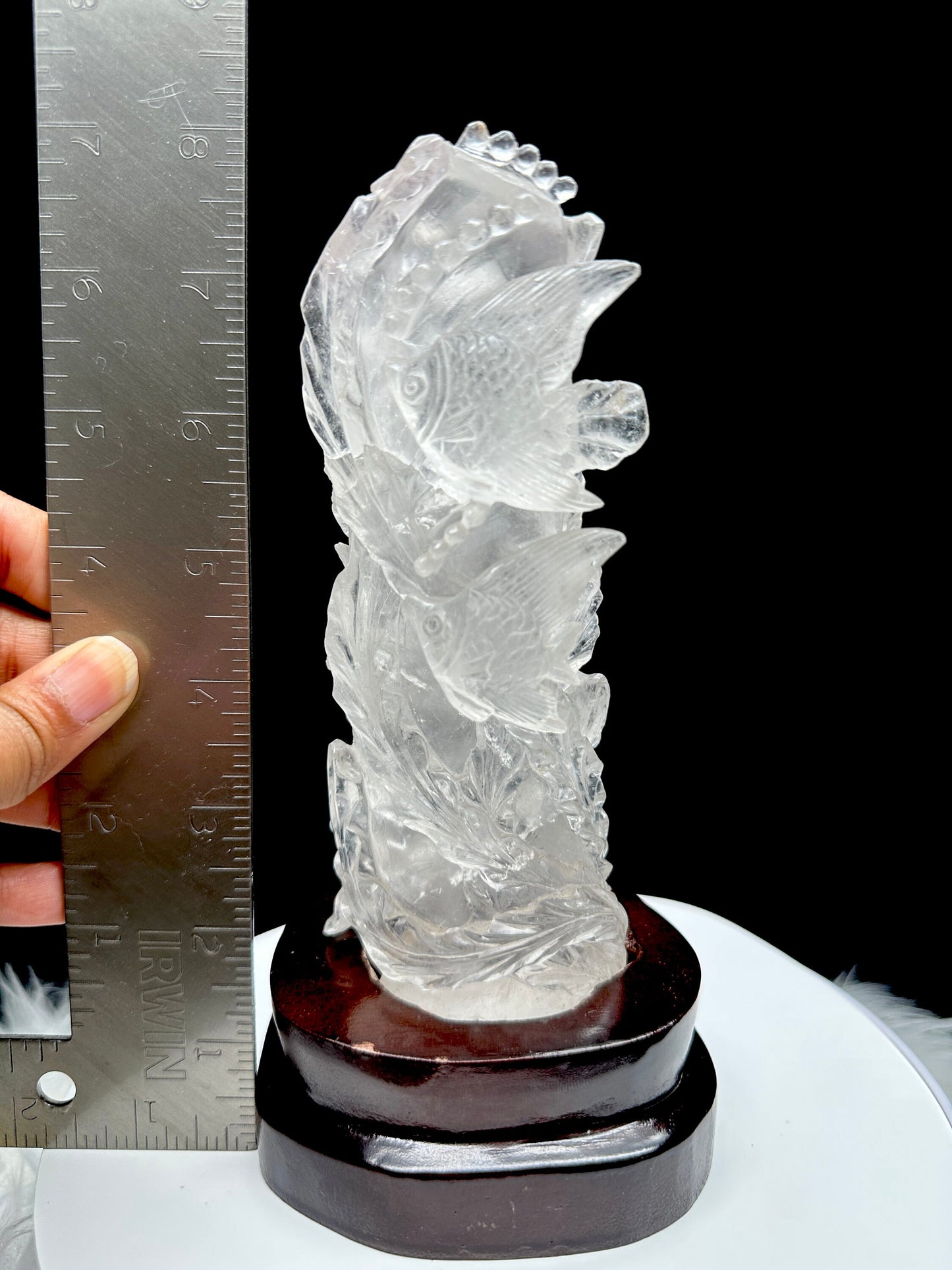 Exquisite Handcarved Clear Quartz Crystal Fish/Sea Life Sculpture - Unique Ocean-Inspired Home Decor