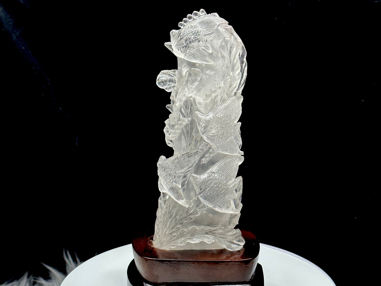 Exquisite Handcarved Clear Quartz Crystal Fish/Sea Life Sculpture - Unique Ocean-Inspired Home Decor