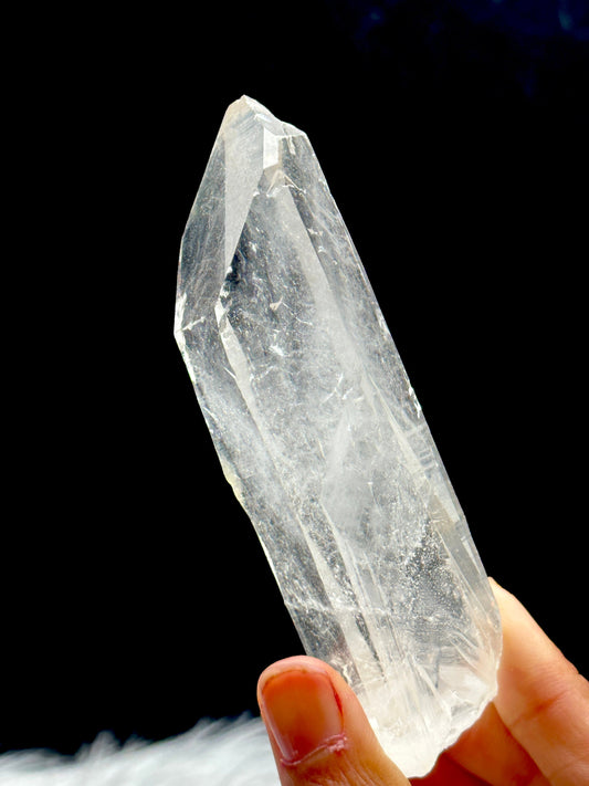 Natural Himalayan Quartz Crystal Raw Specimen - 155g, 4.5 inches - Khullu Mines, India