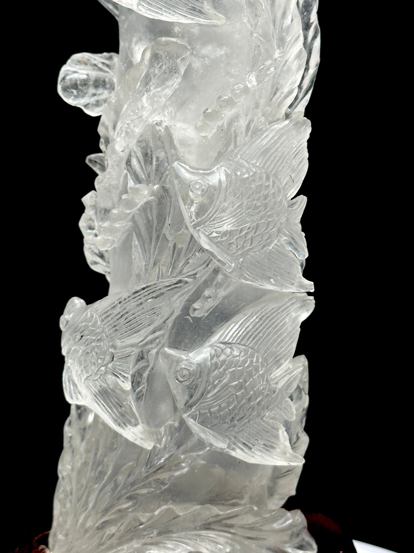 Exquisite Handcarved Clear Quartz Crystal Fish/Sea Life Sculpture - Unique Ocean-Inspired Home Decor